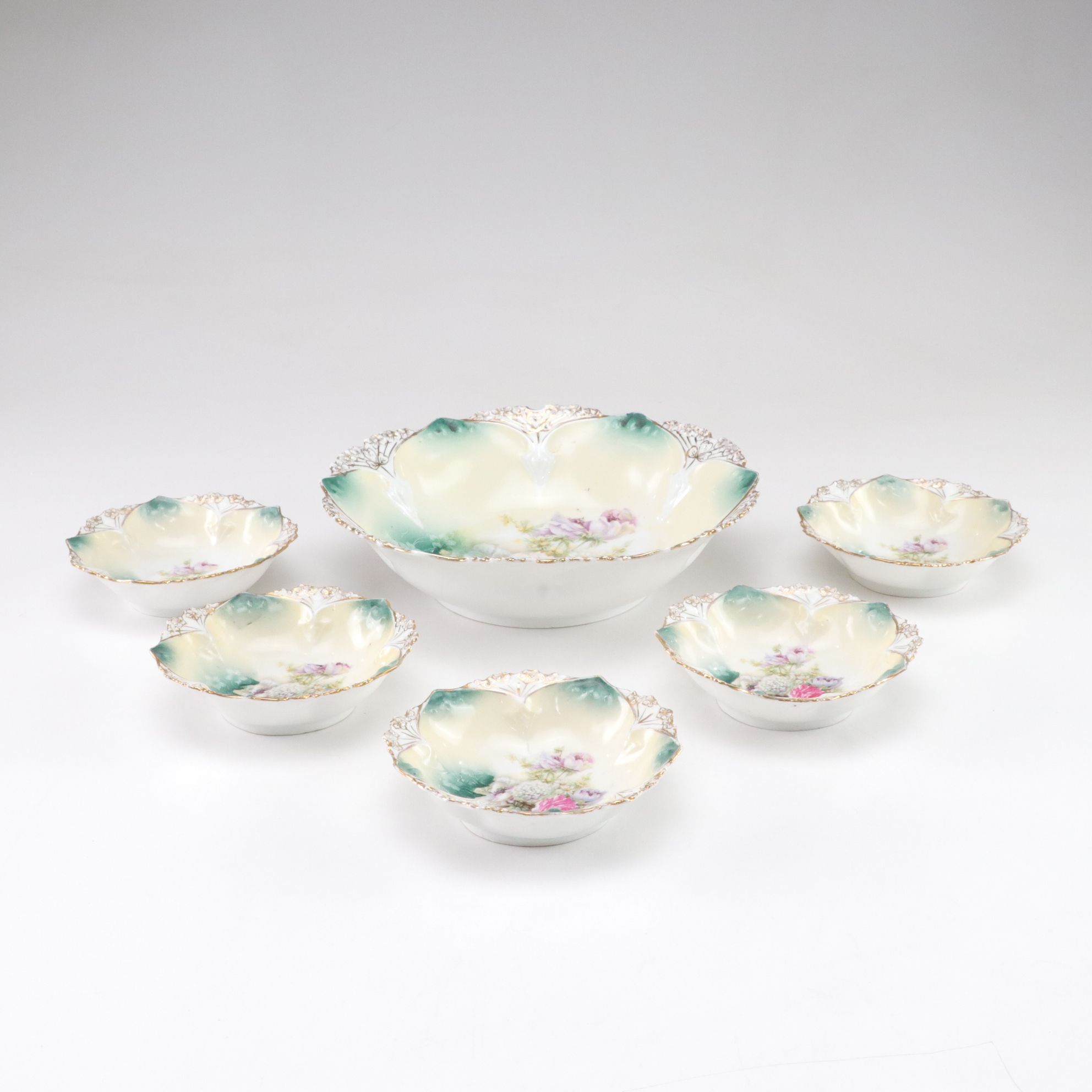 RS Prussia Gilt Rimmed Floral Dessert & Serving Bowl