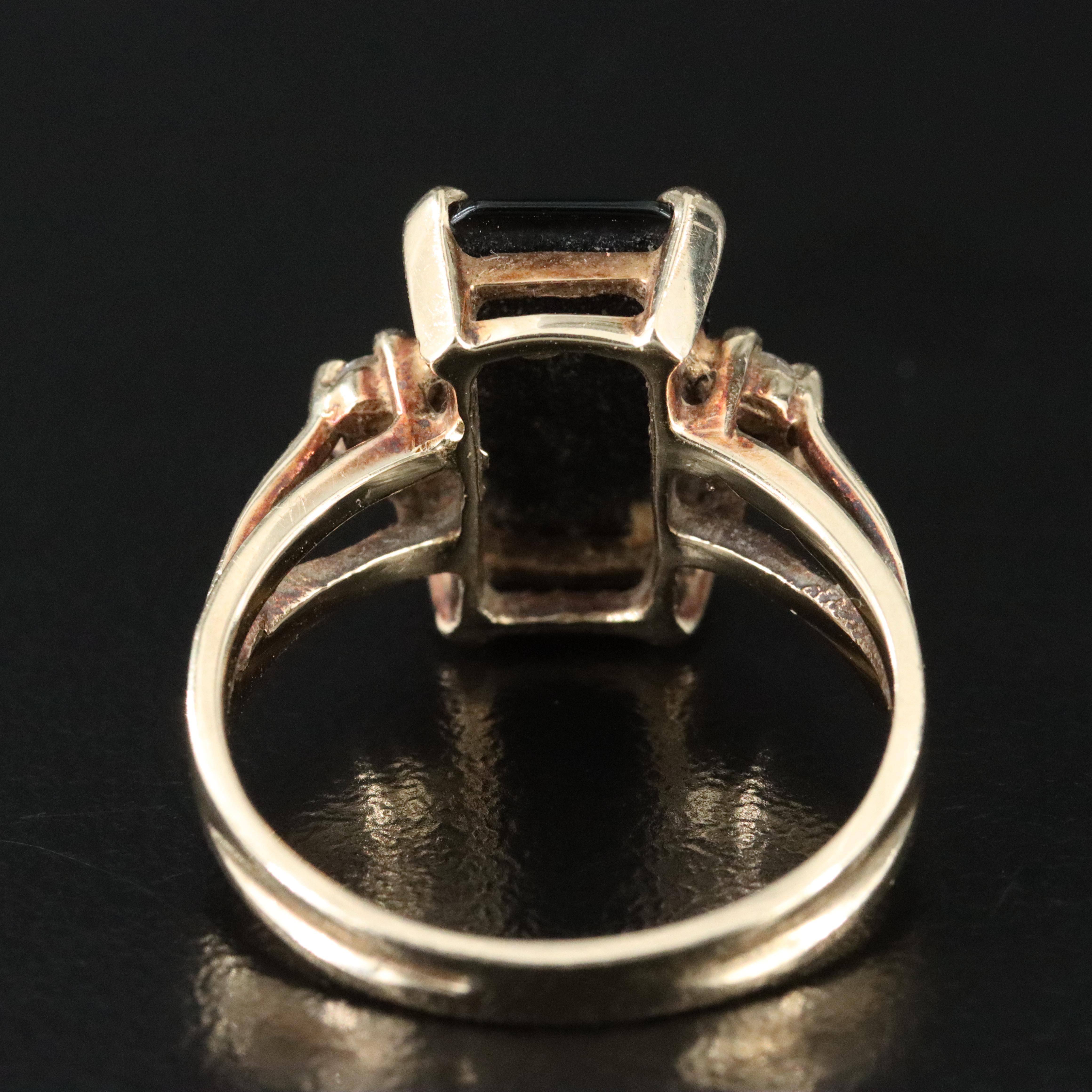 10K Onyx and CZ Ring