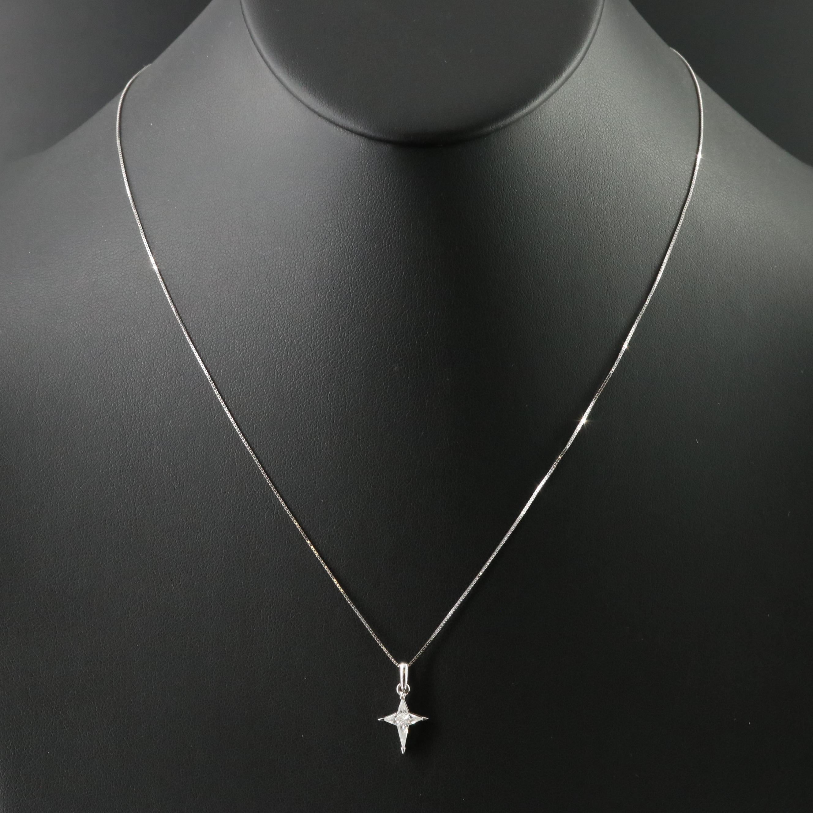 18K 0.33 CTW Diamond Cross Pendant Necklace