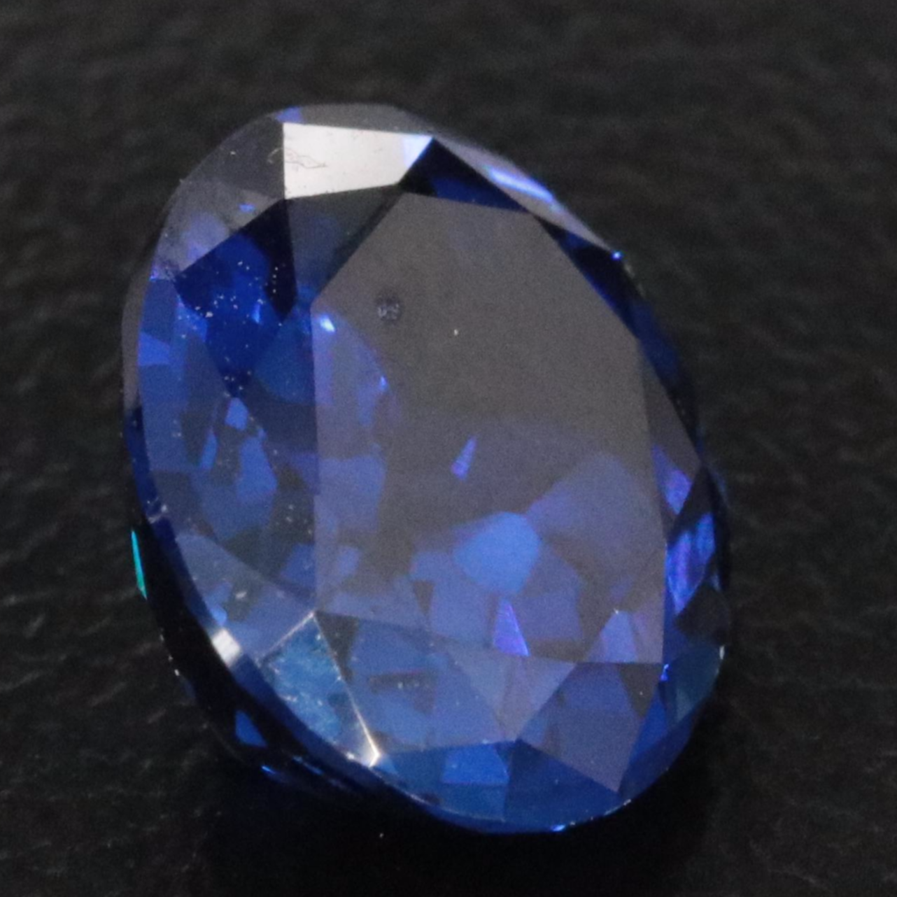 Loose 4.58 CT Lab Grown Sapphire