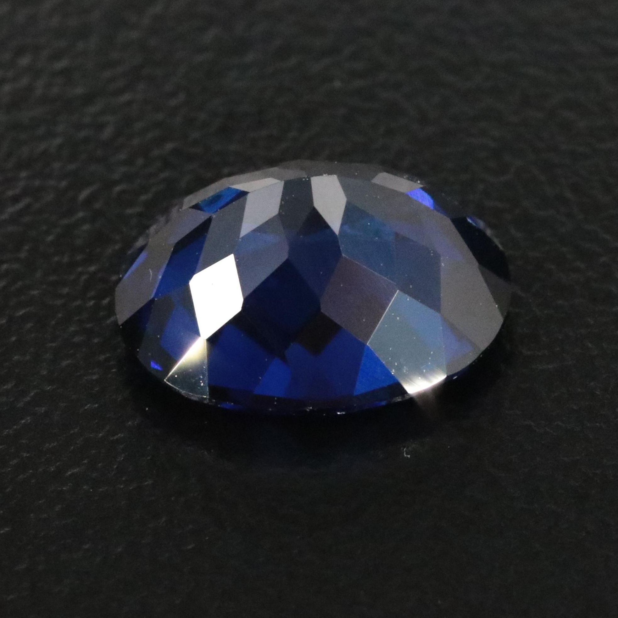 Loose 4.58 CT Lab Grown Sapphire