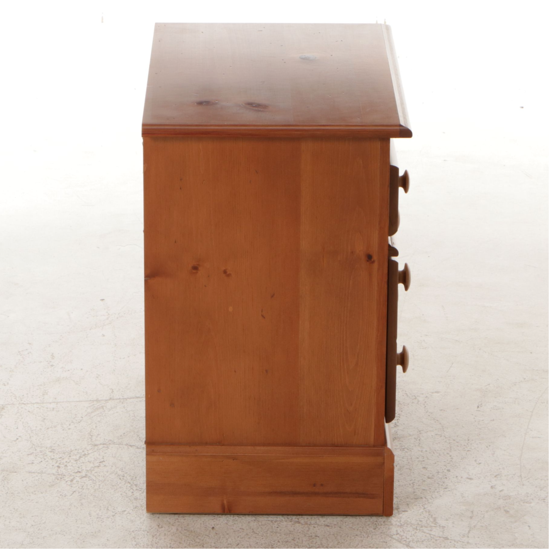 Progressive Furniture Pine Nightstand with a Quilt Stand