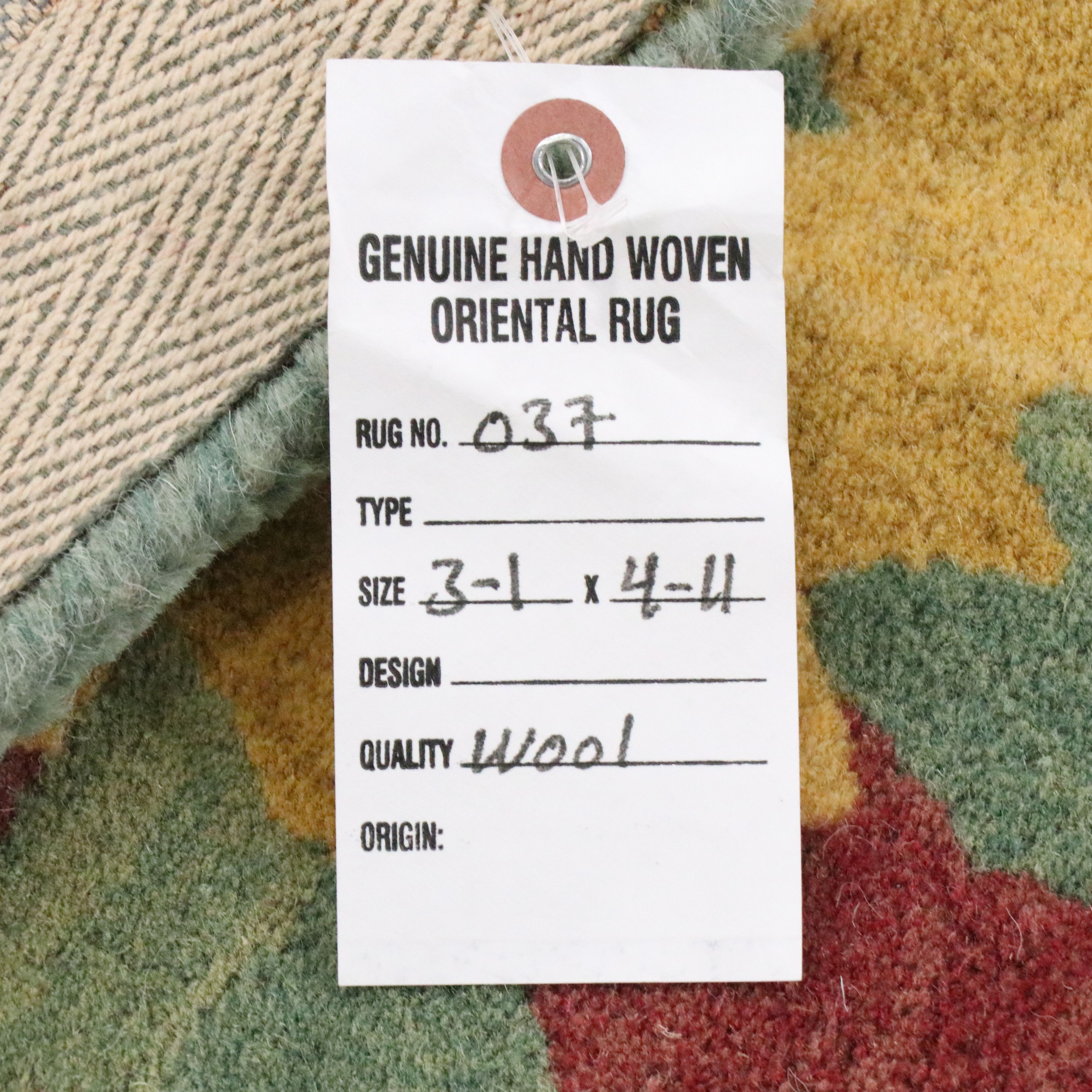 3'1 x 4'11 Hand-Tufted Floral Accent  Rug