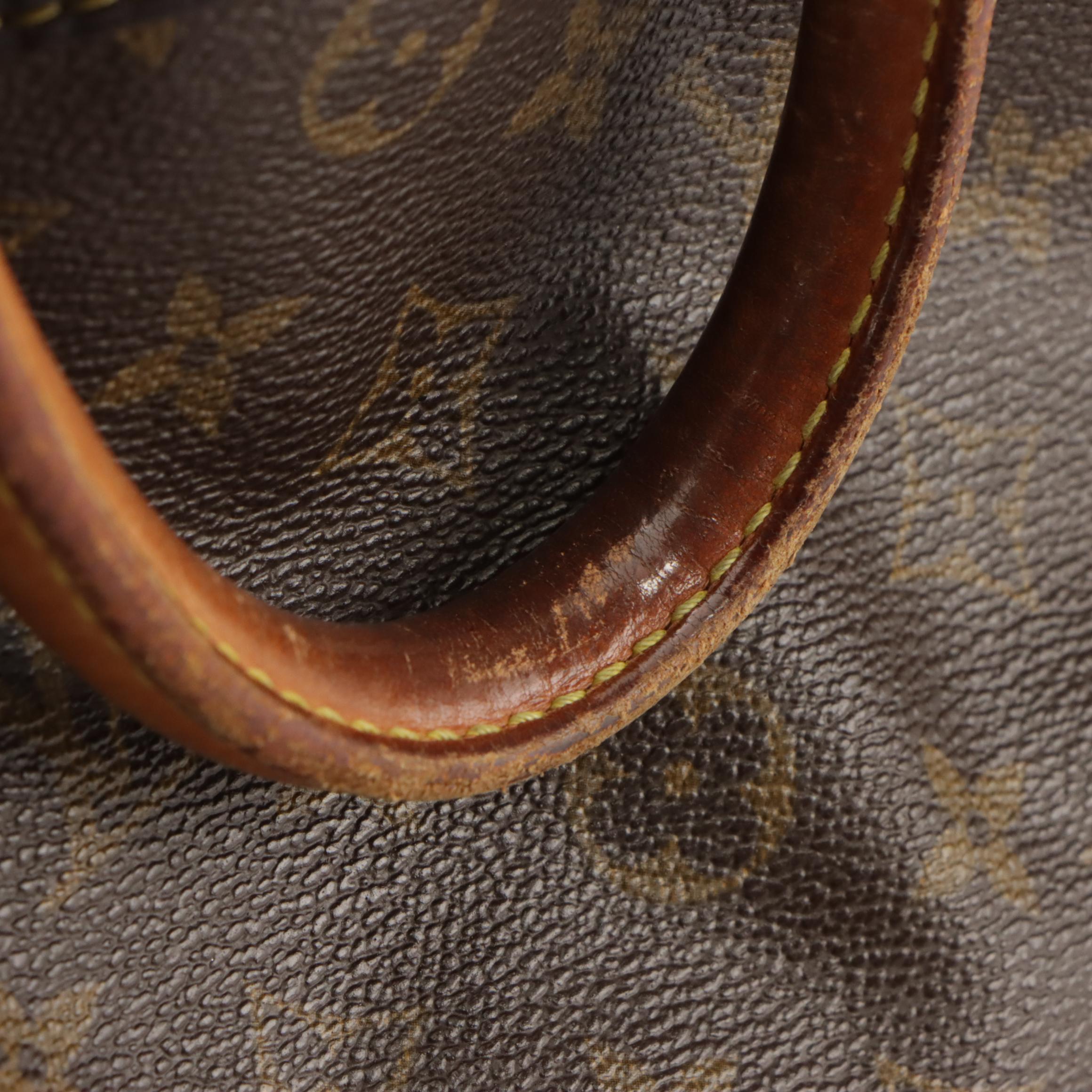 Louis Vuitton Deauville Handbag in Monogram Canvas and Vachetta Leather