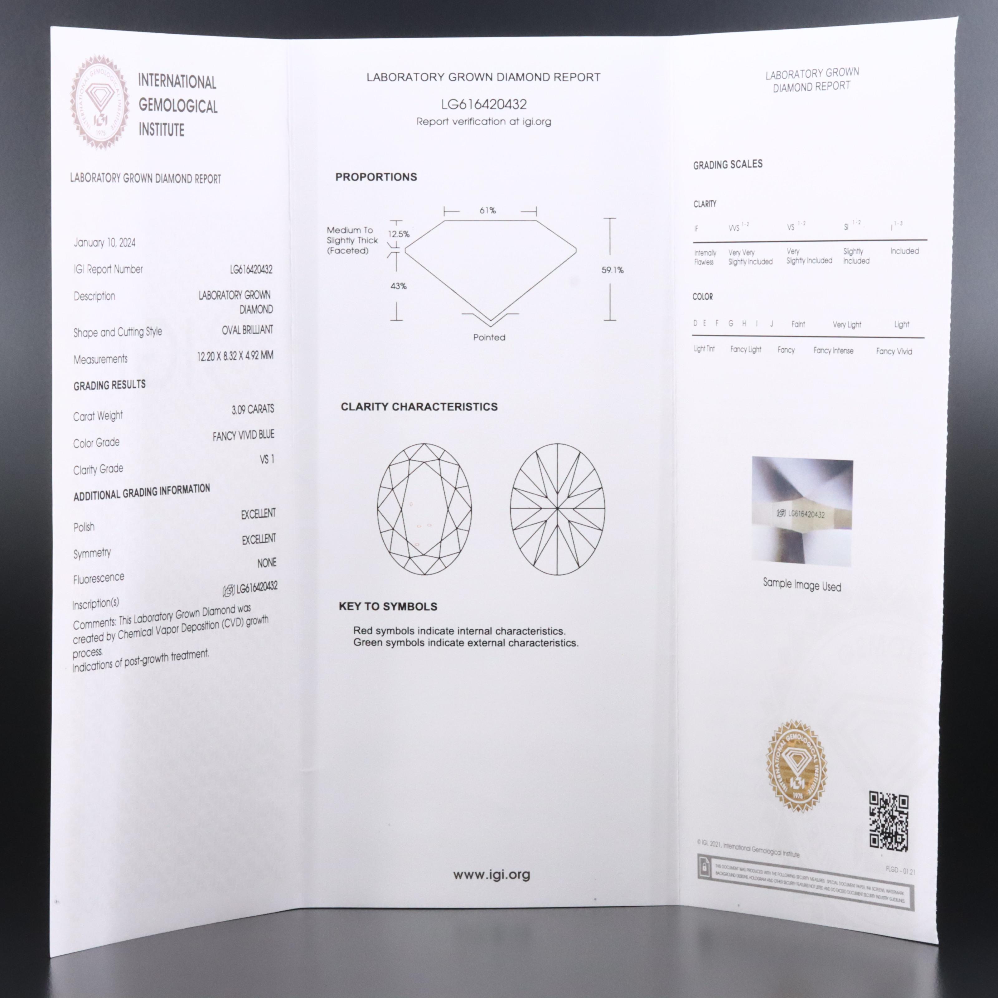 18K 3.29 CTW Lab Grown Diamond Ring with IGI Report and Fancy Blue Center