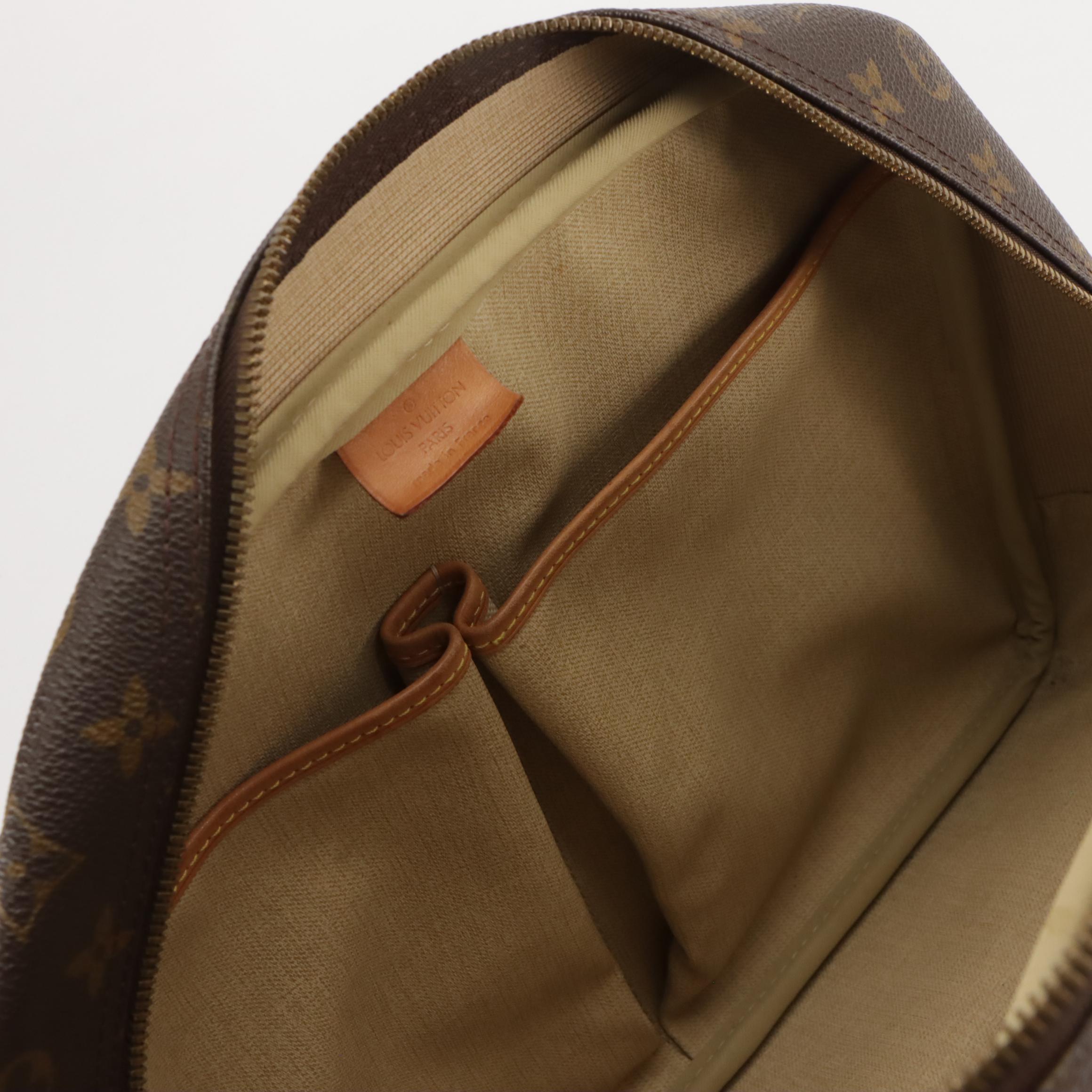 Louis Vuitton Deauville Handbag in Monogram Canvas and Vachetta Leather