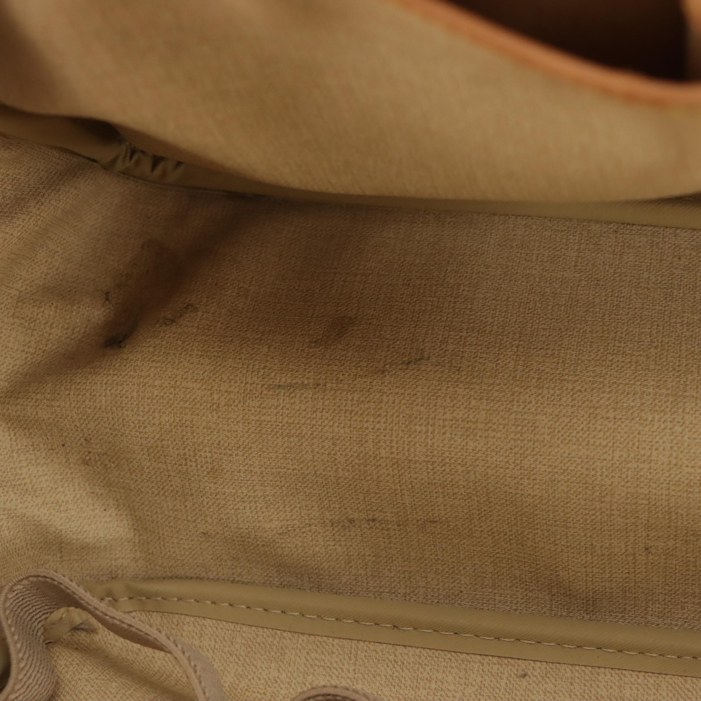 Louis Vuitton Deauville Handbag in Monogram Canvas and Vachetta Leather