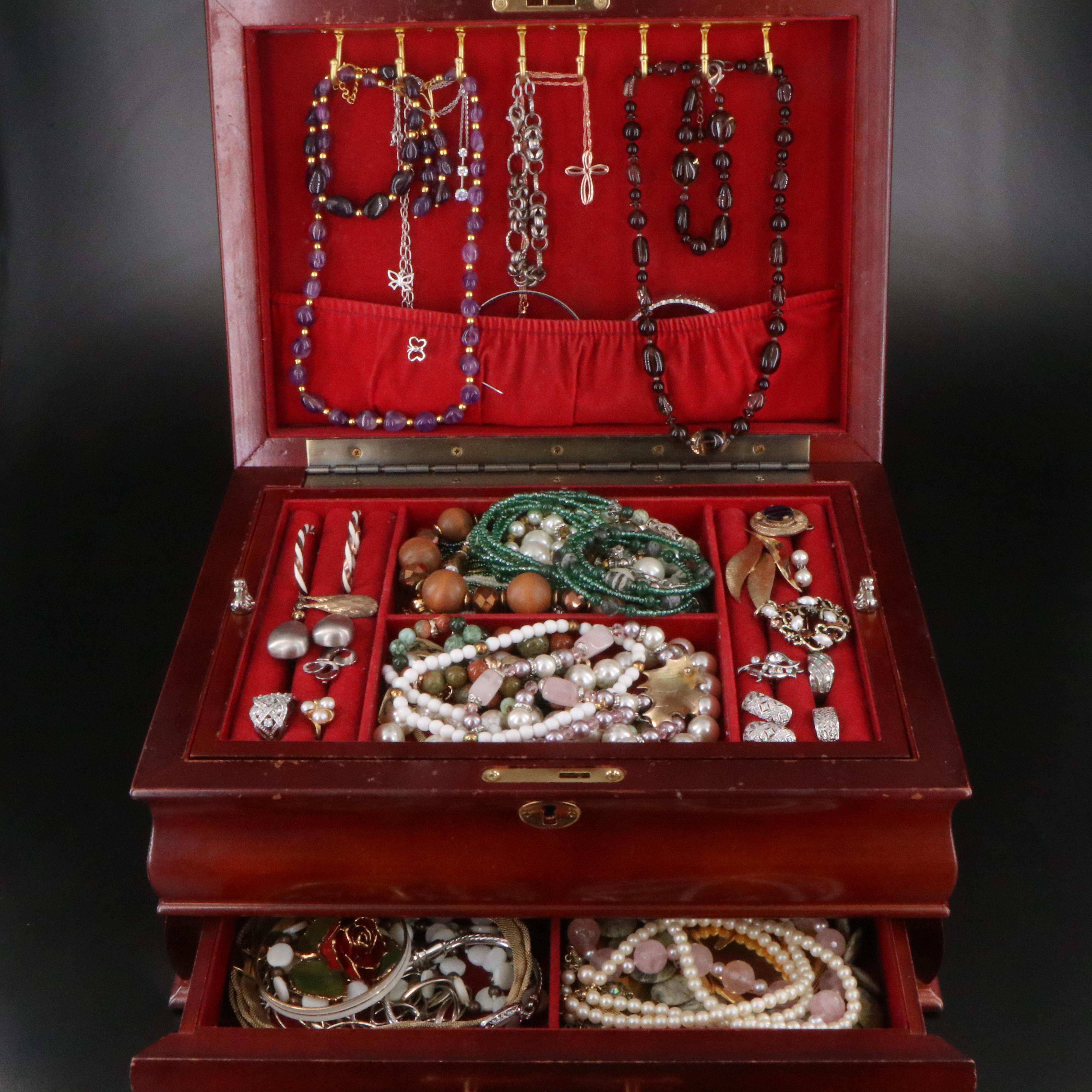 Uncommon Discoveries: Jewelry Collection