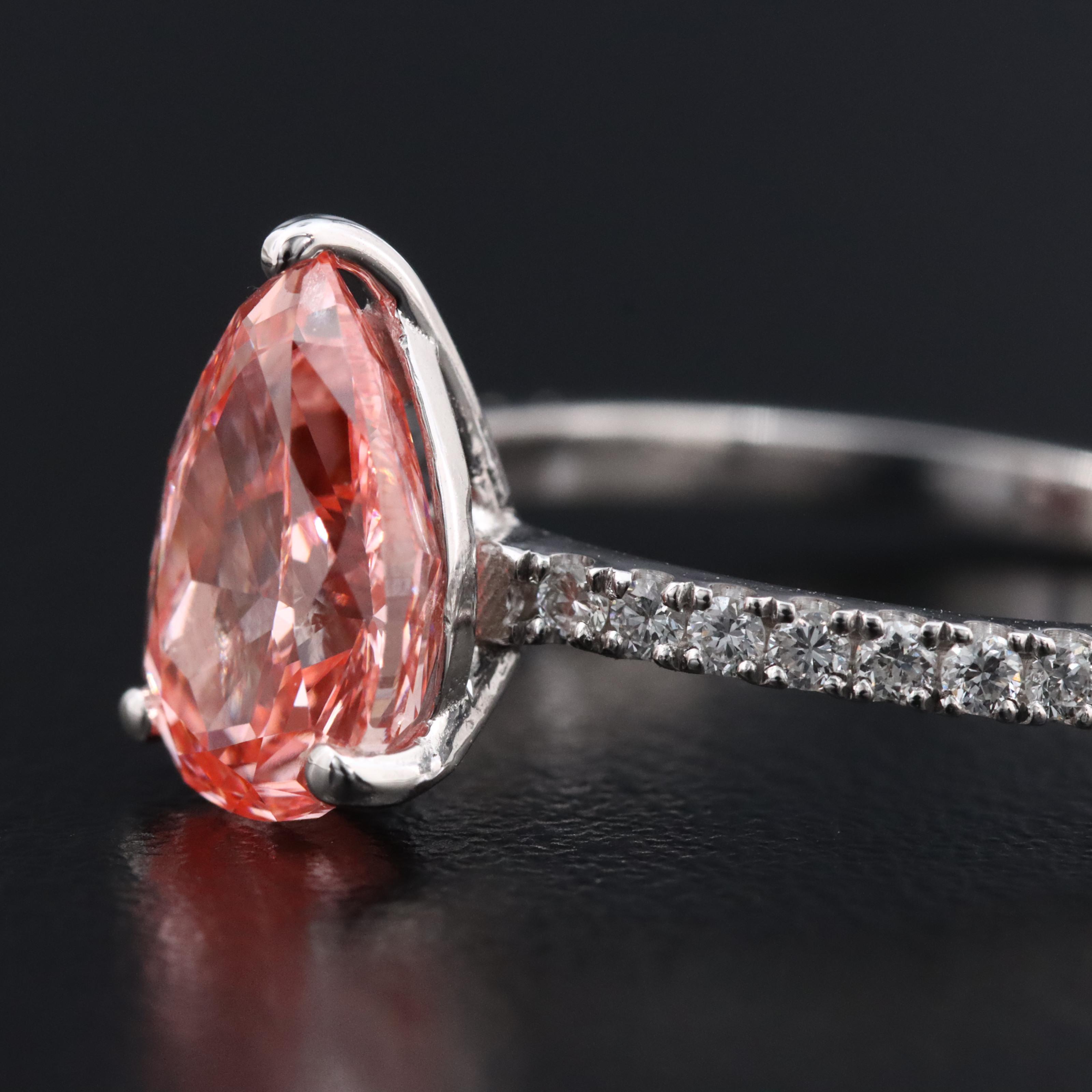 18K 2.32 CTW Lab Grown Diamond Ring with IGI Report and Fancy Pink Center