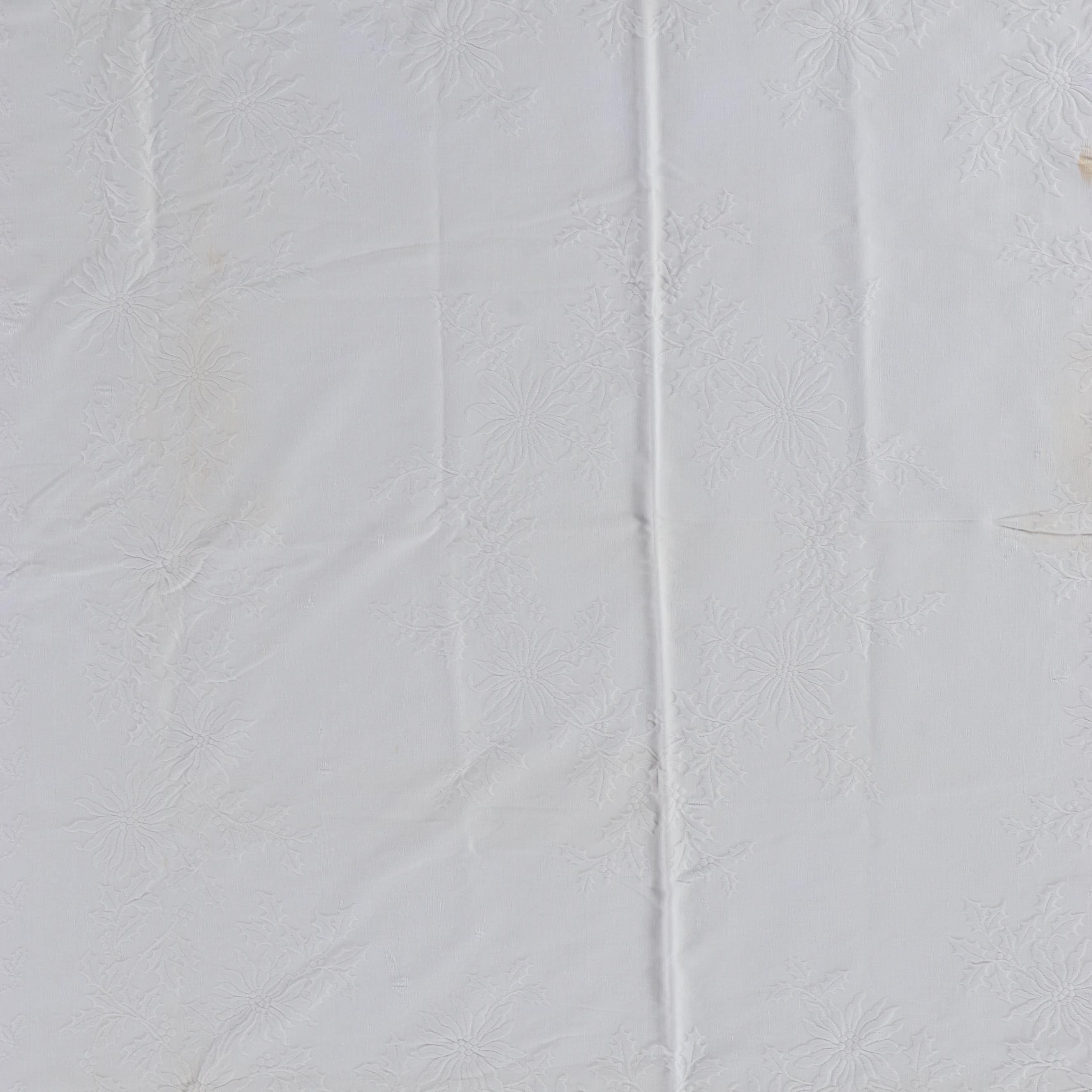 Crochet Rose and Block Coverlet with Tufted Matelassé Coverlets, Accent Pillows