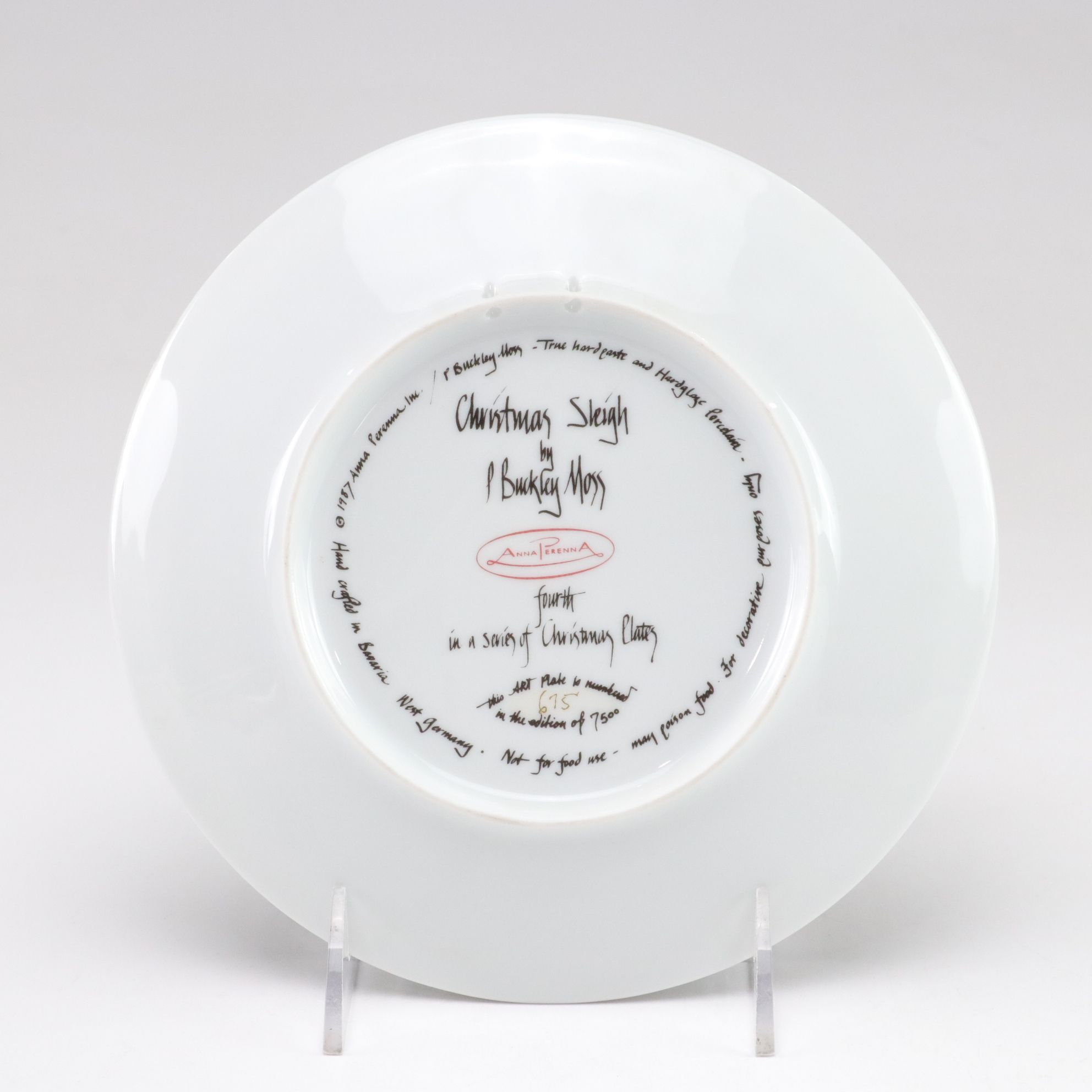 P. Buckley Moss "Noel, Noel" Illustrated Christmas Plates