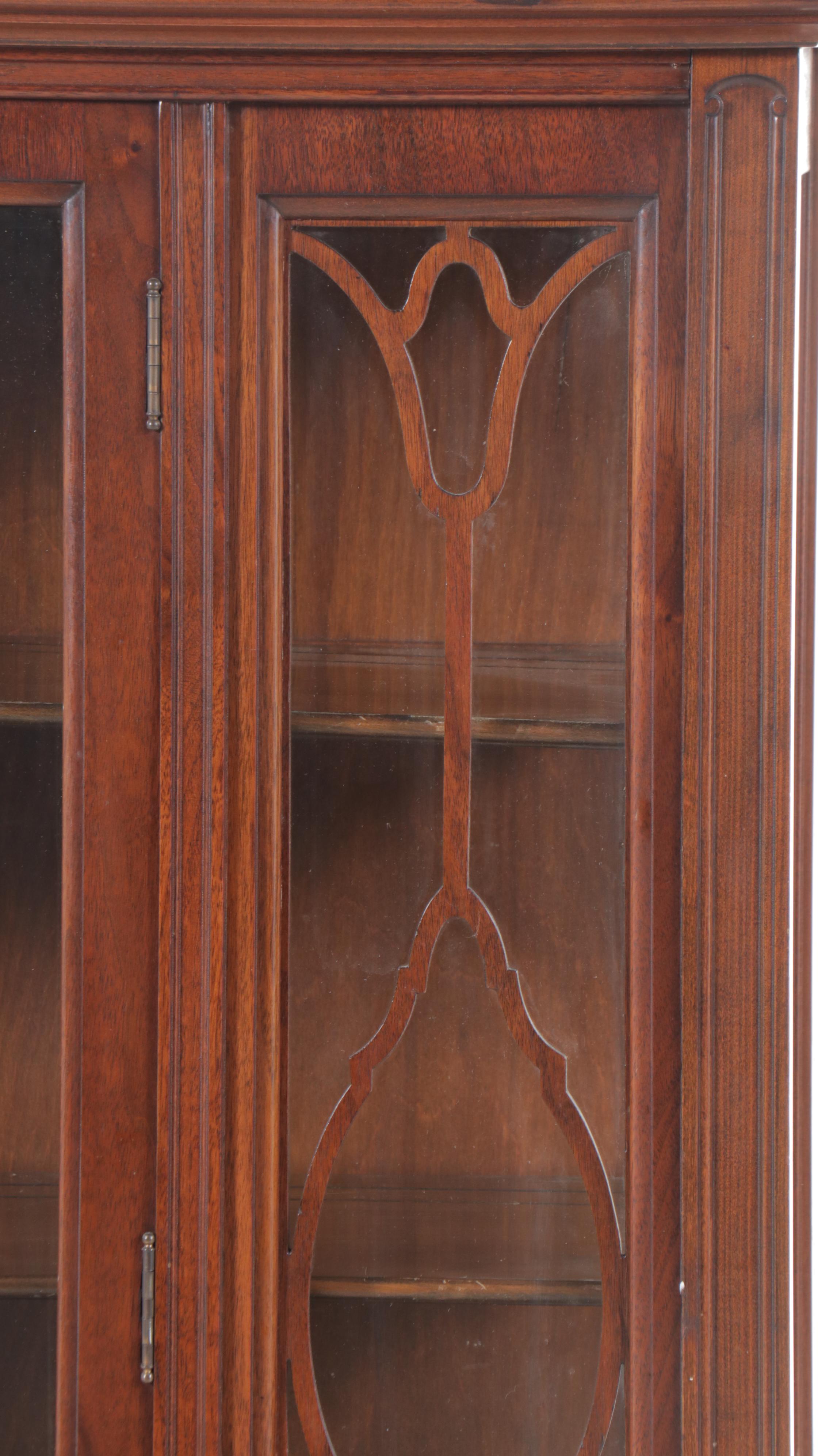 Royal Mantel & Furniture Co. Edwardian Style Mahogany China Cabinet