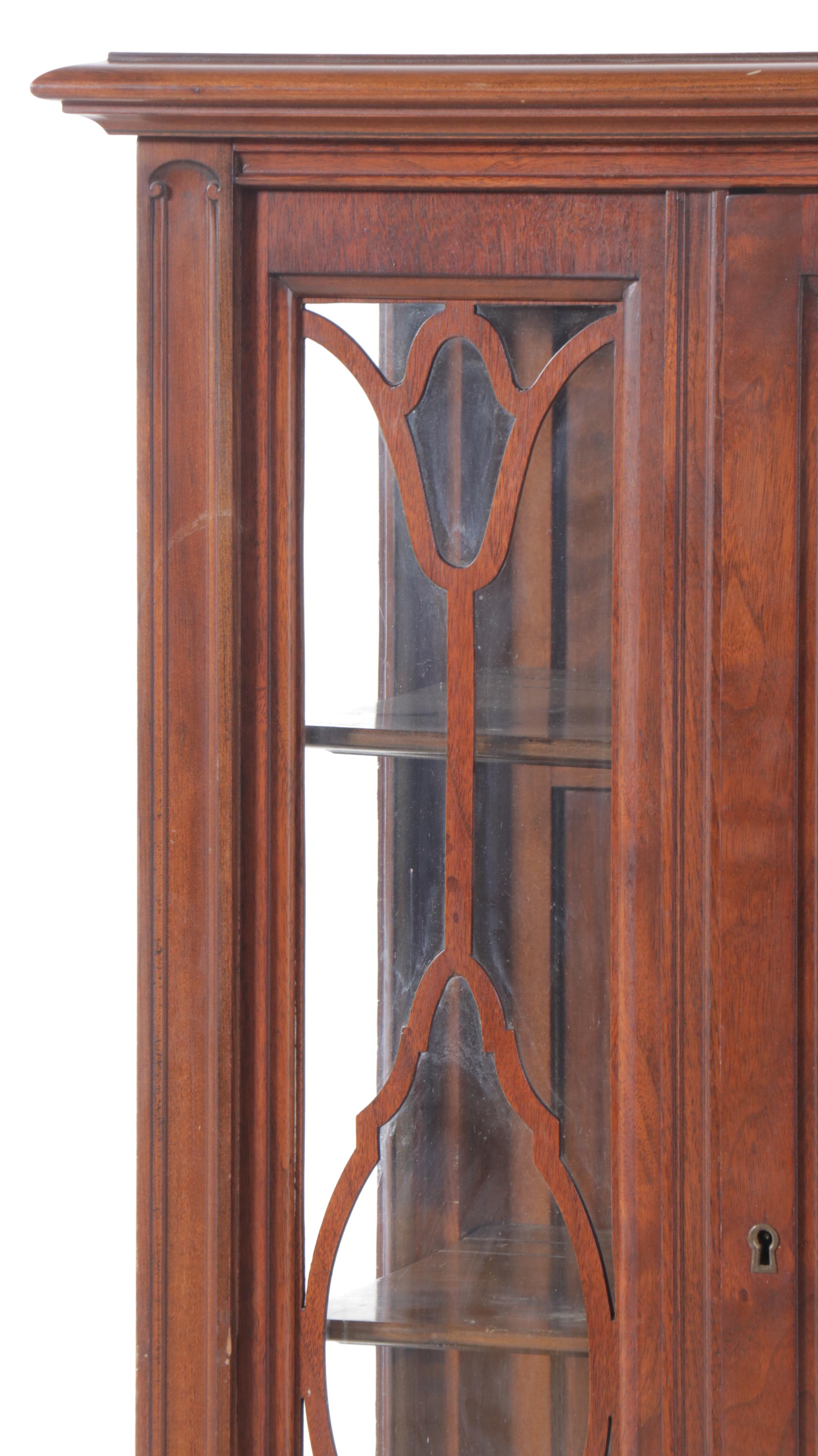 Royal Mantel & Furniture Co. Edwardian Style Mahogany China Cabinet