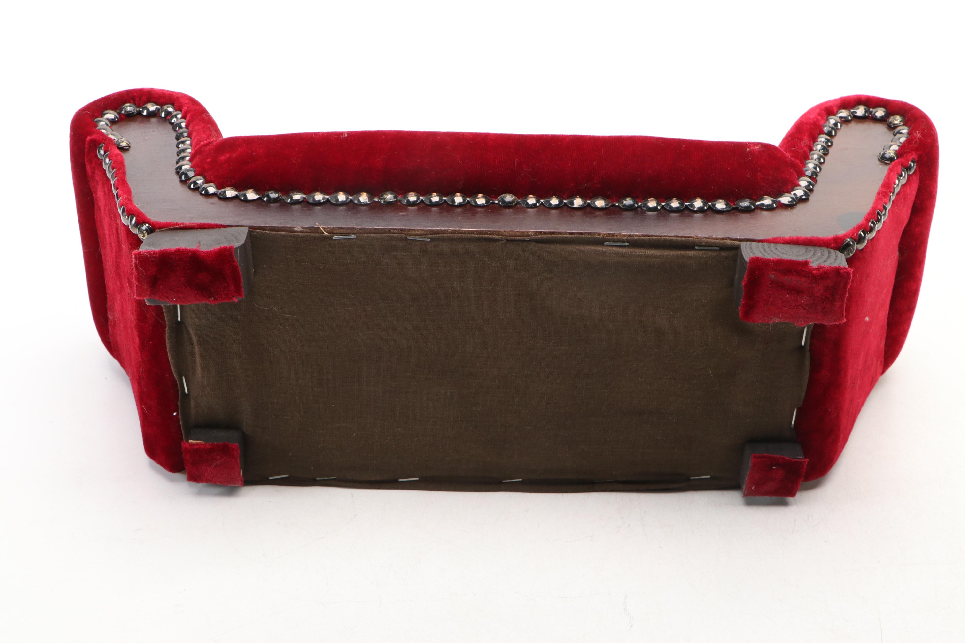 Boyds "Yvette Dubeary" Teddy Bear with Miniature Furniture