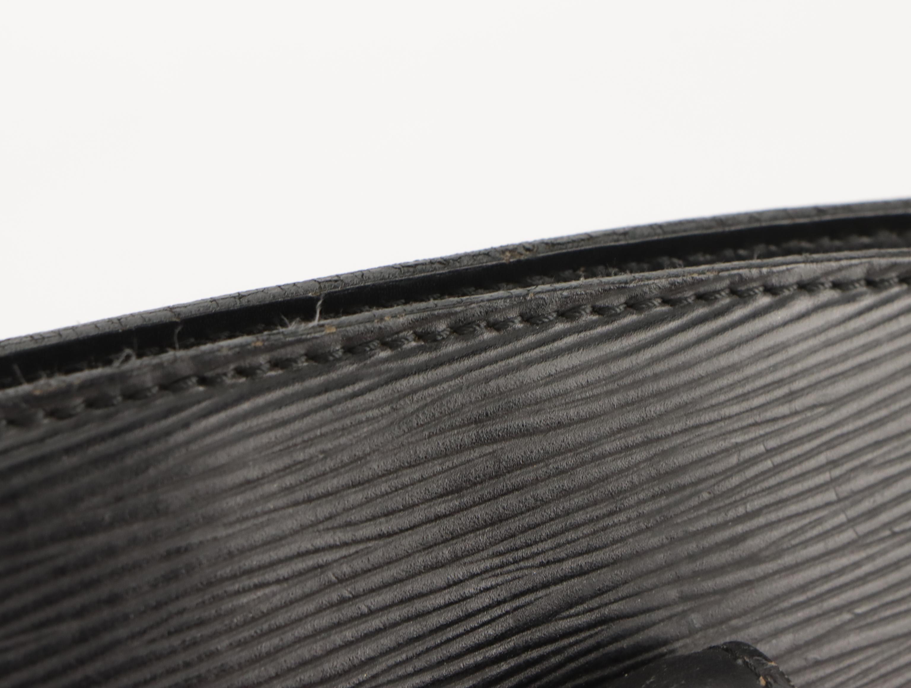 Louis Vuitton Saint Jacques GM in Black Epi/Smooth Leather