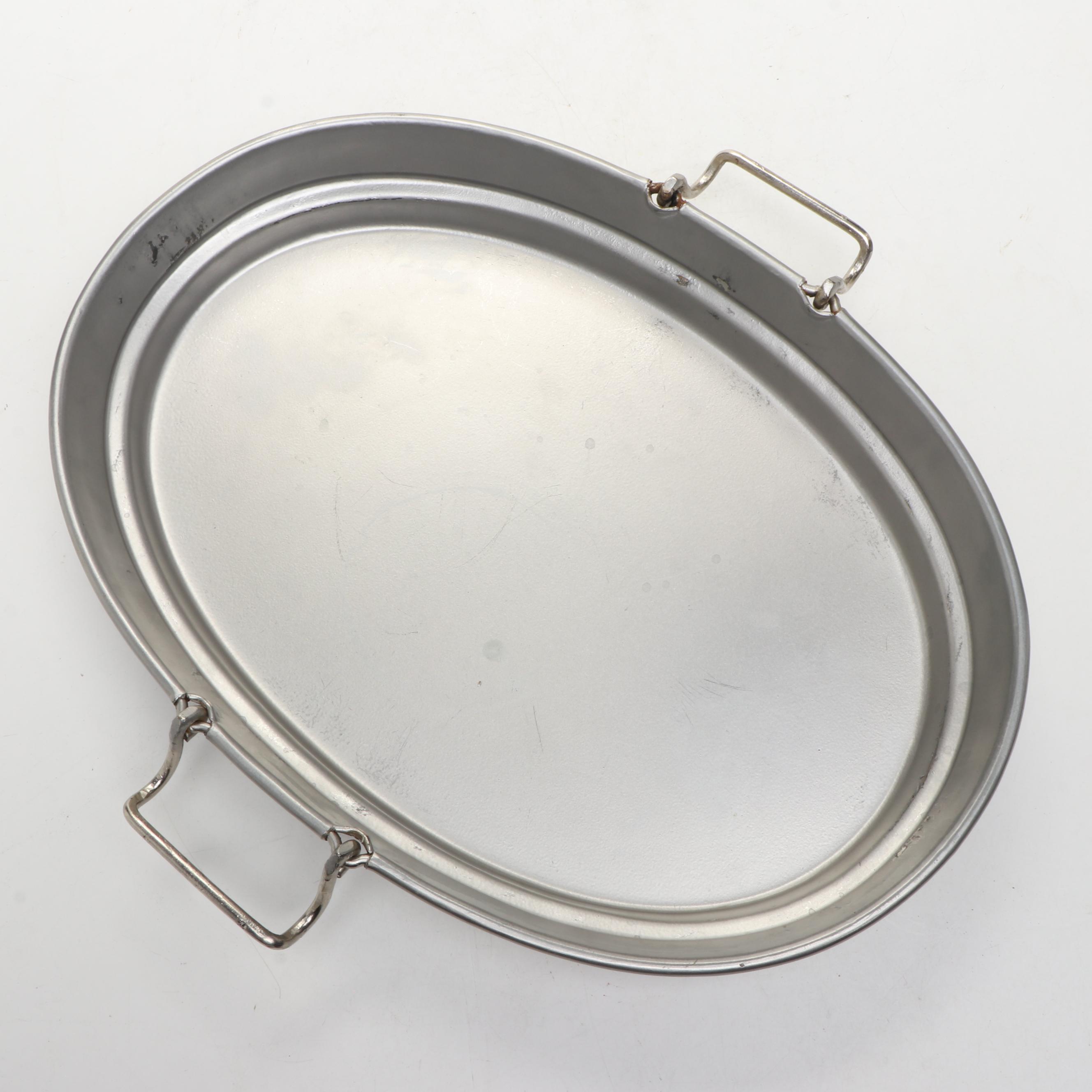 Mid Century Modern Style Metal Ice Bucket with Lid, Mid to Late 20th Century