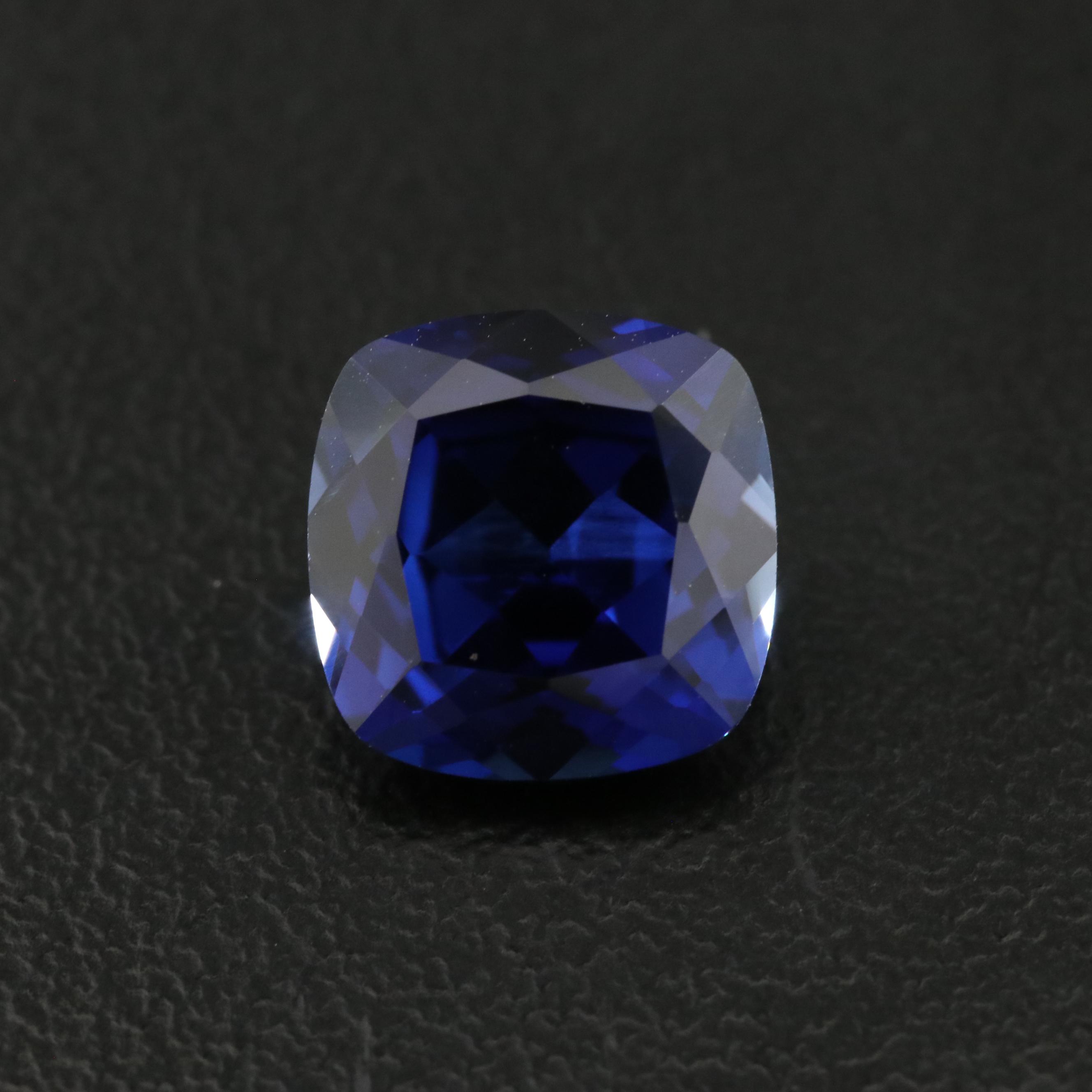 Loose 4.02 CT Lab Grown Sapphire