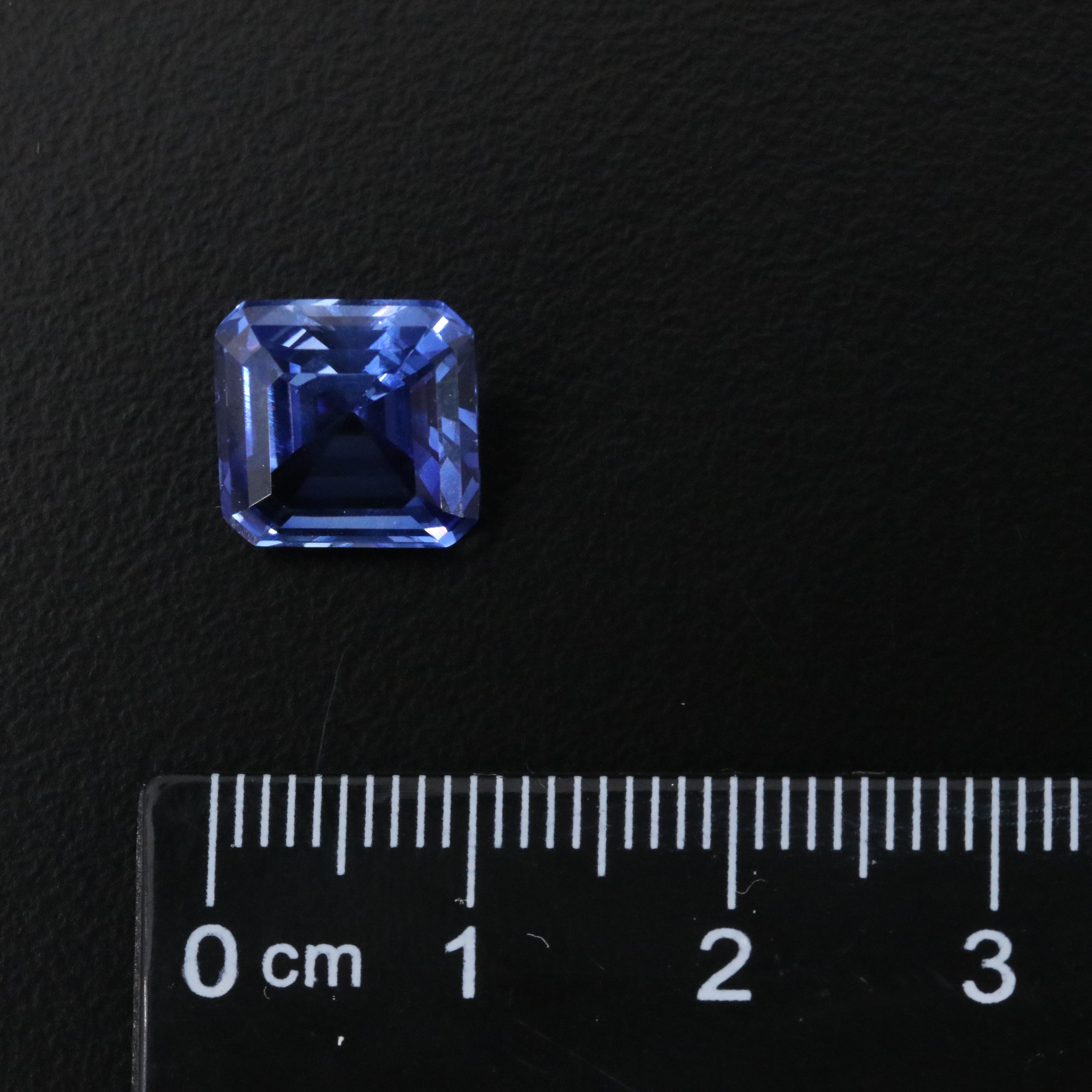 Loose 6.65 CT Lab Grown Sapphire