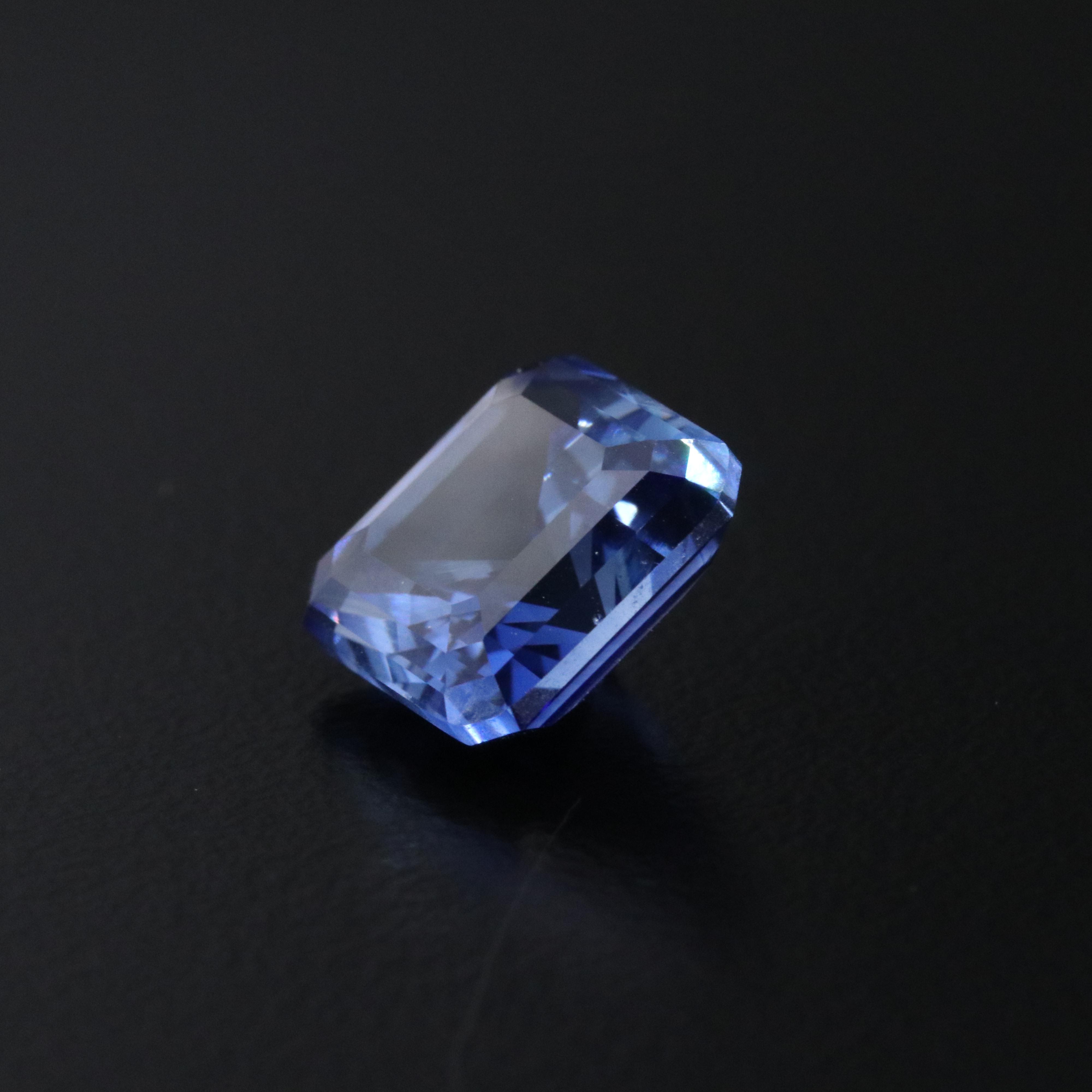 Loose 6.65 CT Lab Grown Sapphire