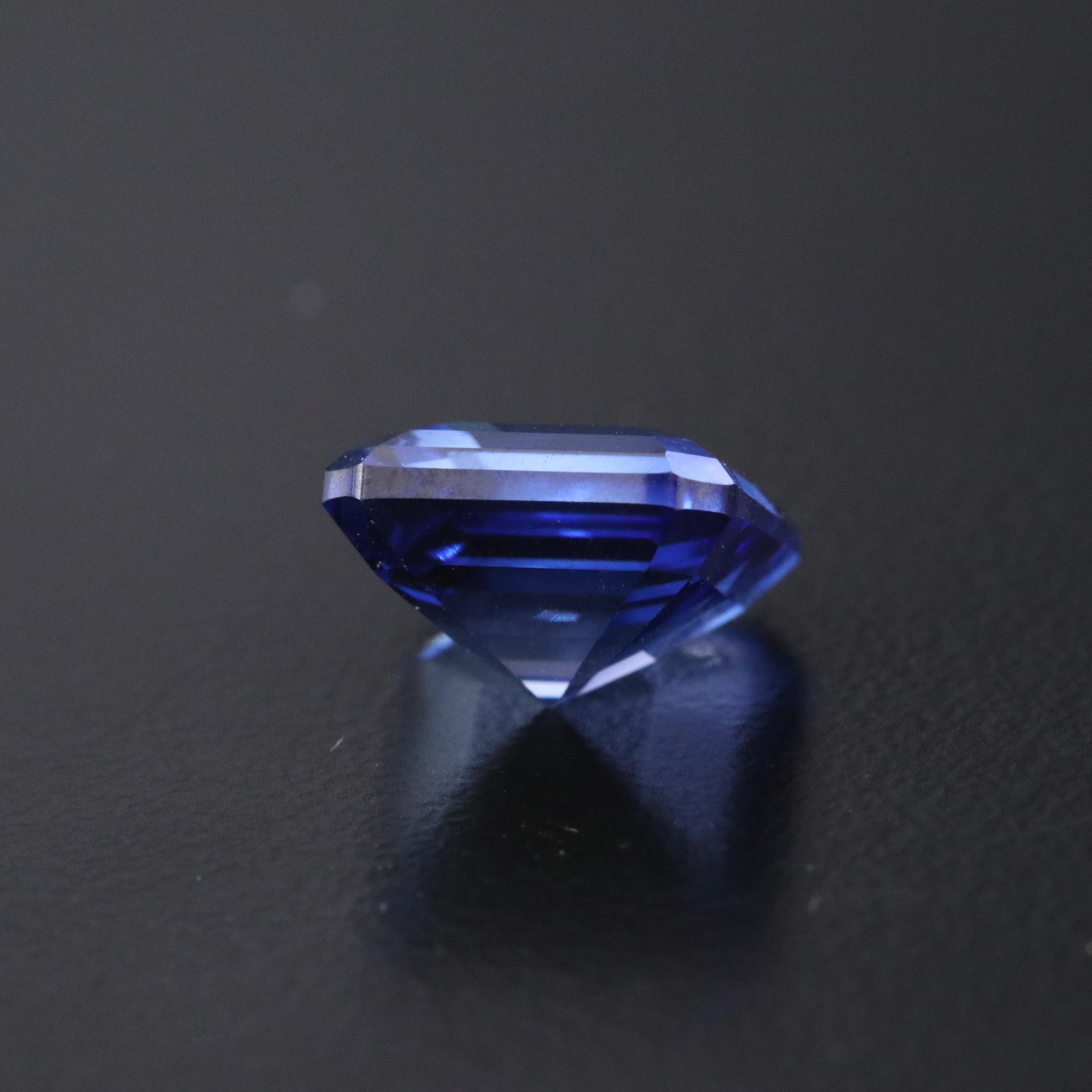 Loose 6.65 CT Lab Grown Sapphire