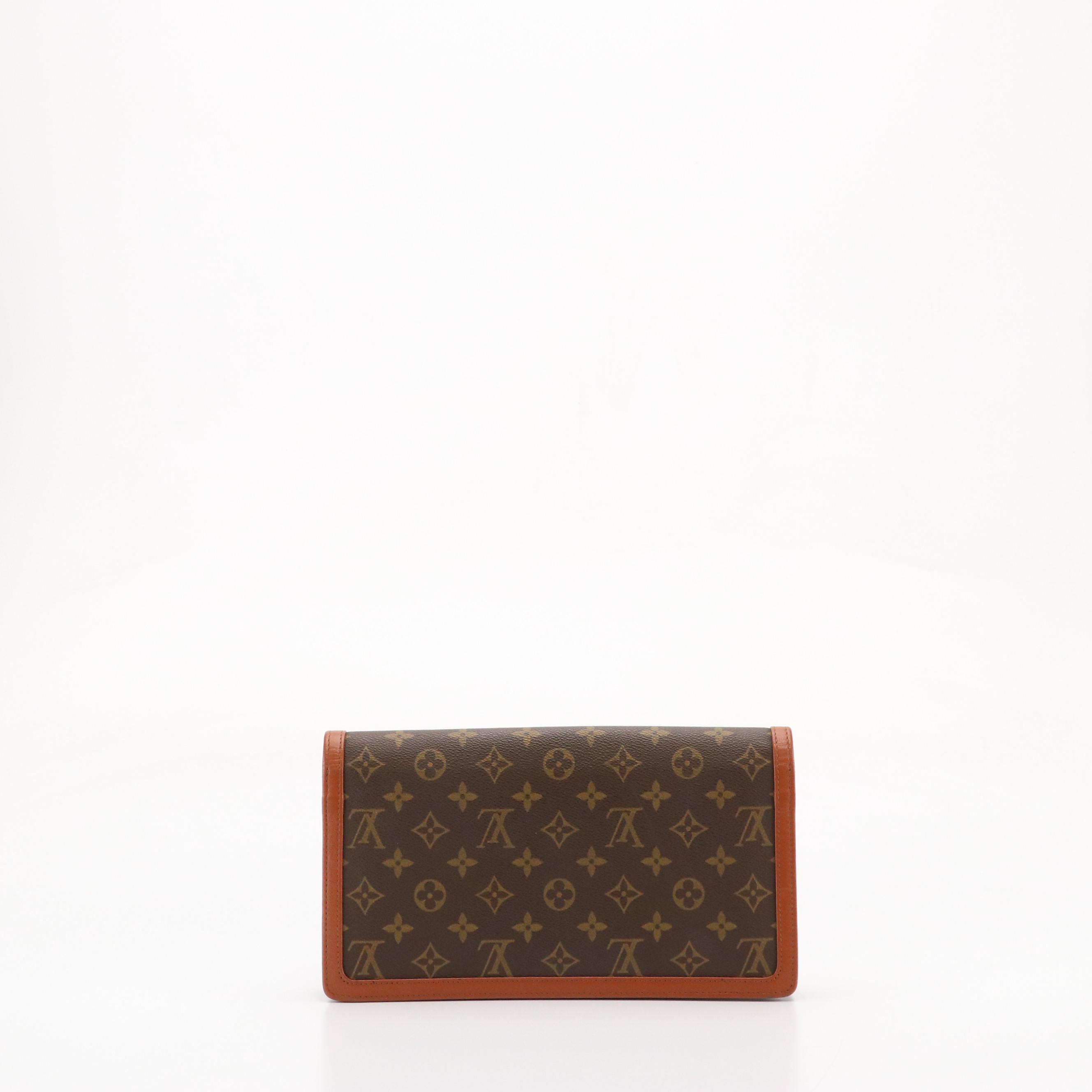 Louis Vuitton Pochette Dame GM Clutch Bag in Monogram Canvas