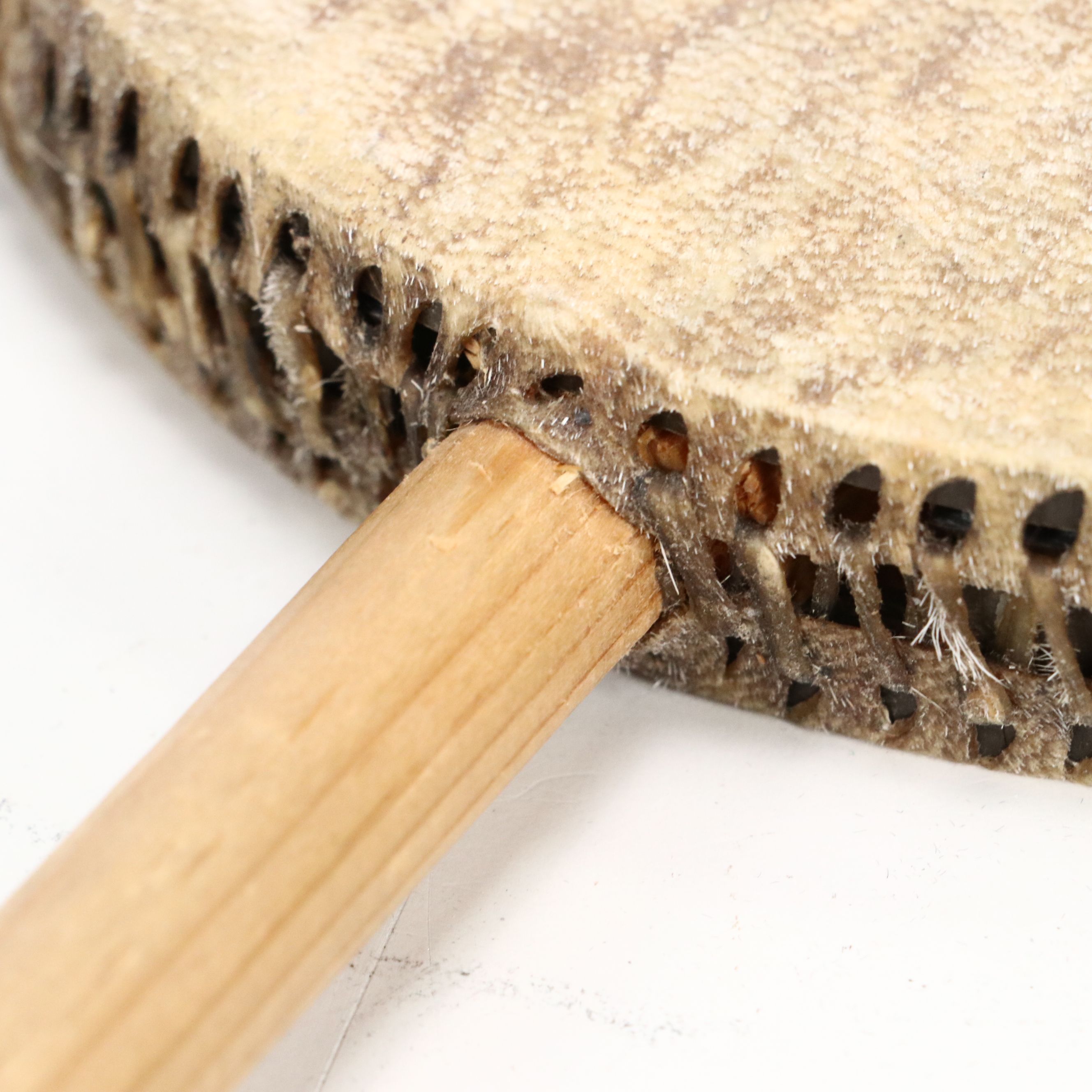 Hide-Covered Handheld Spin Drum