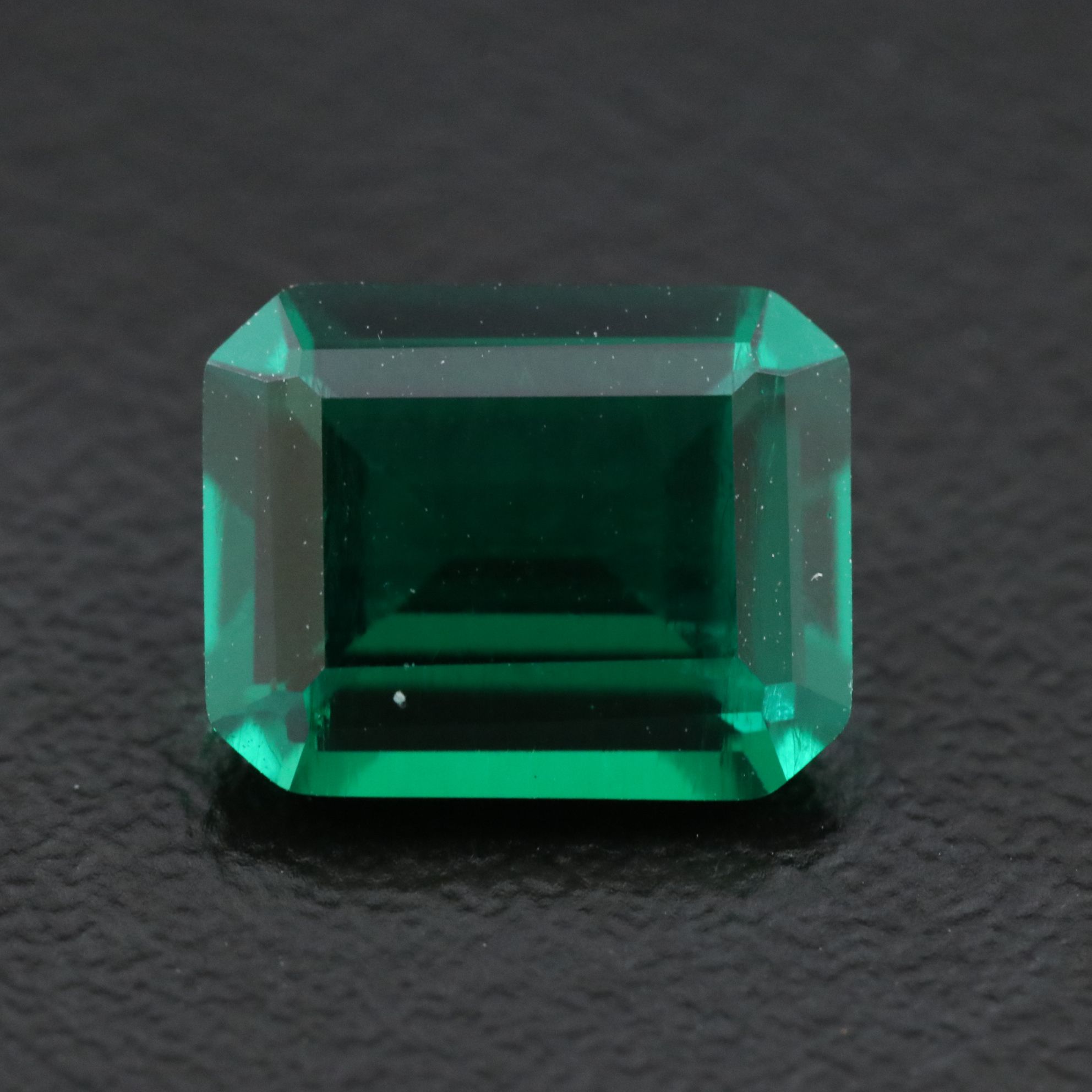 Loose 2.81 CT Lab Grown Emerald
