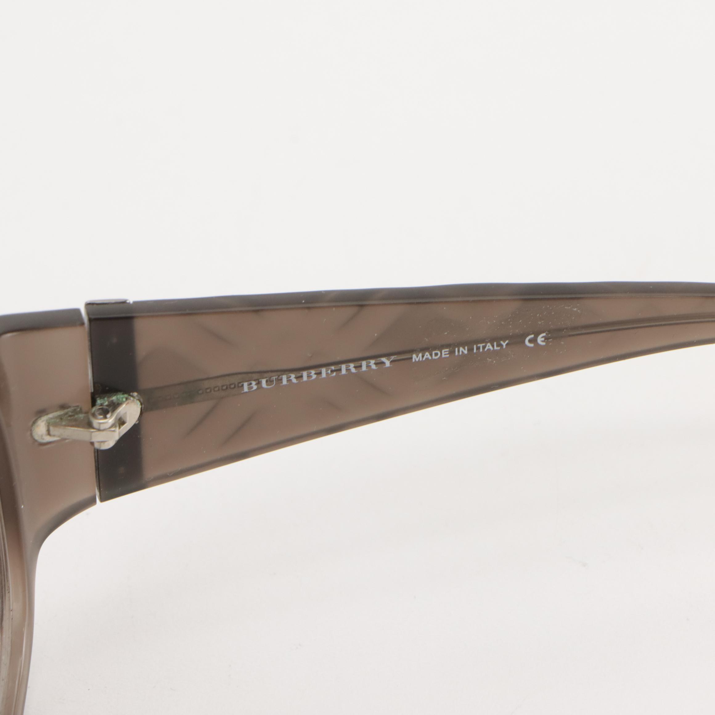 Burberry B 4012 3003/11 Oversized Sunglasses with Nova Check Accents in Case