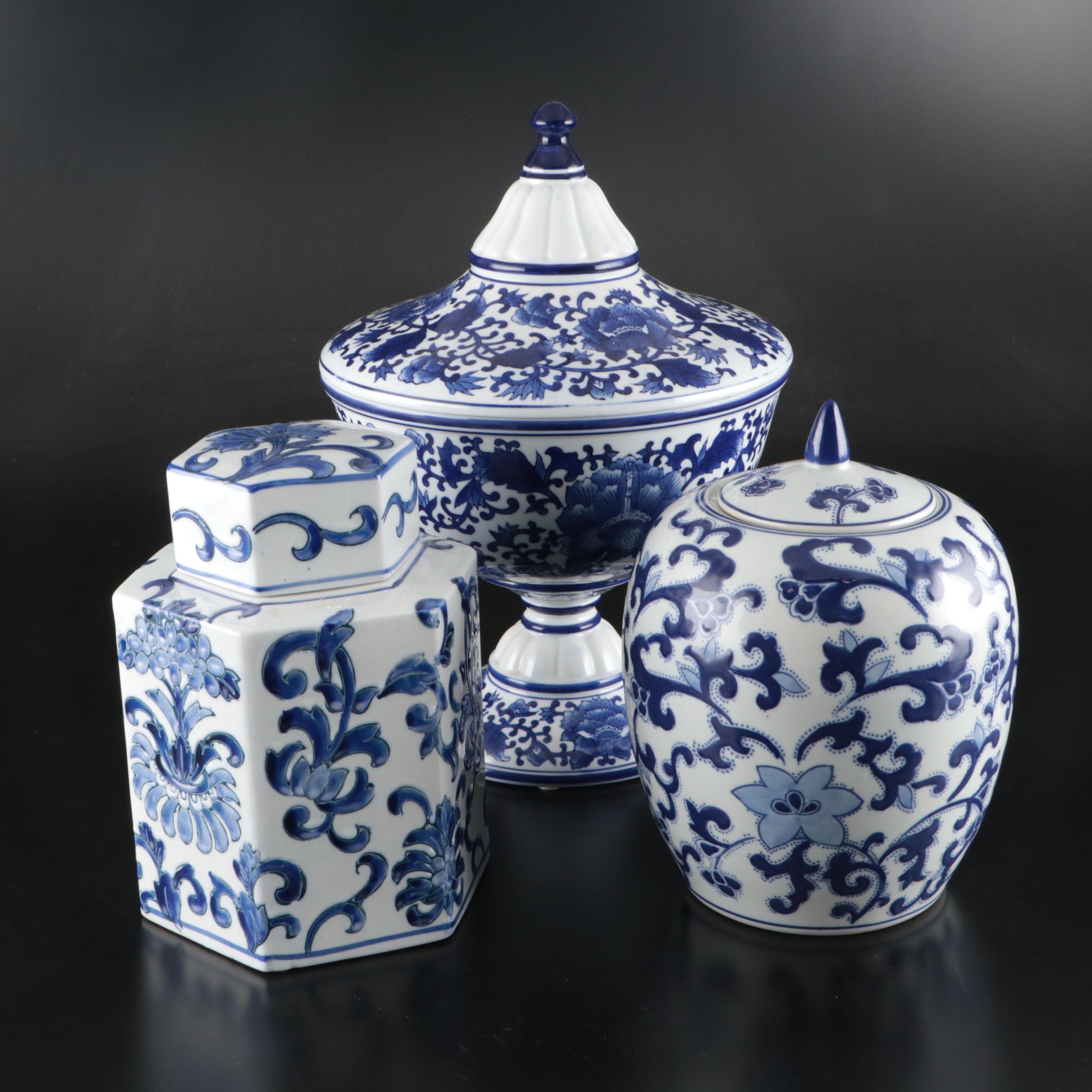 Chinese Blue and White Porcelain Jars and Lidded Pedestal Bowl