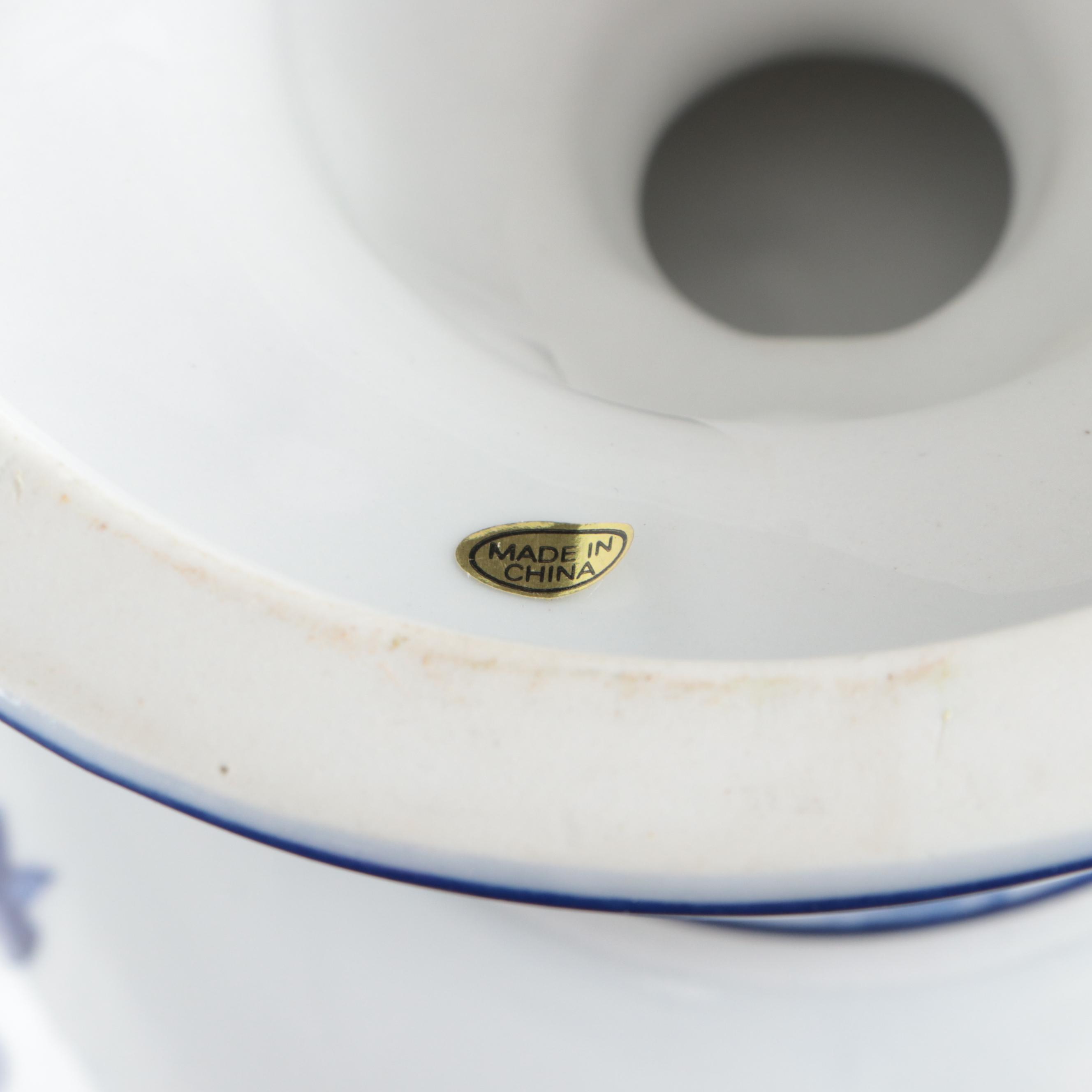 Chinese Blue and White Porcelain Jars and Lidded Pedestal Bowl