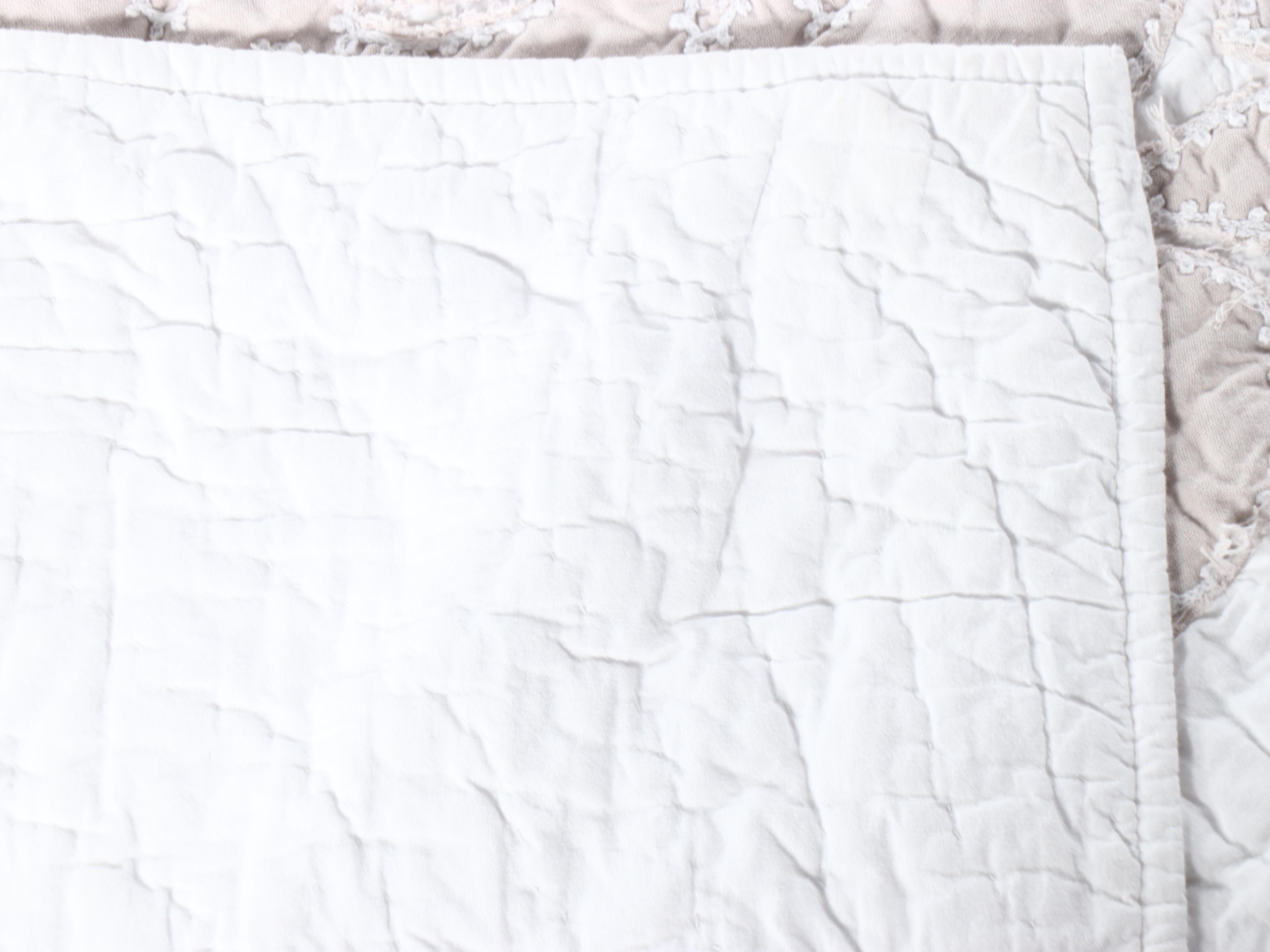 Southern Living "Eloise" California King Applique Quilt