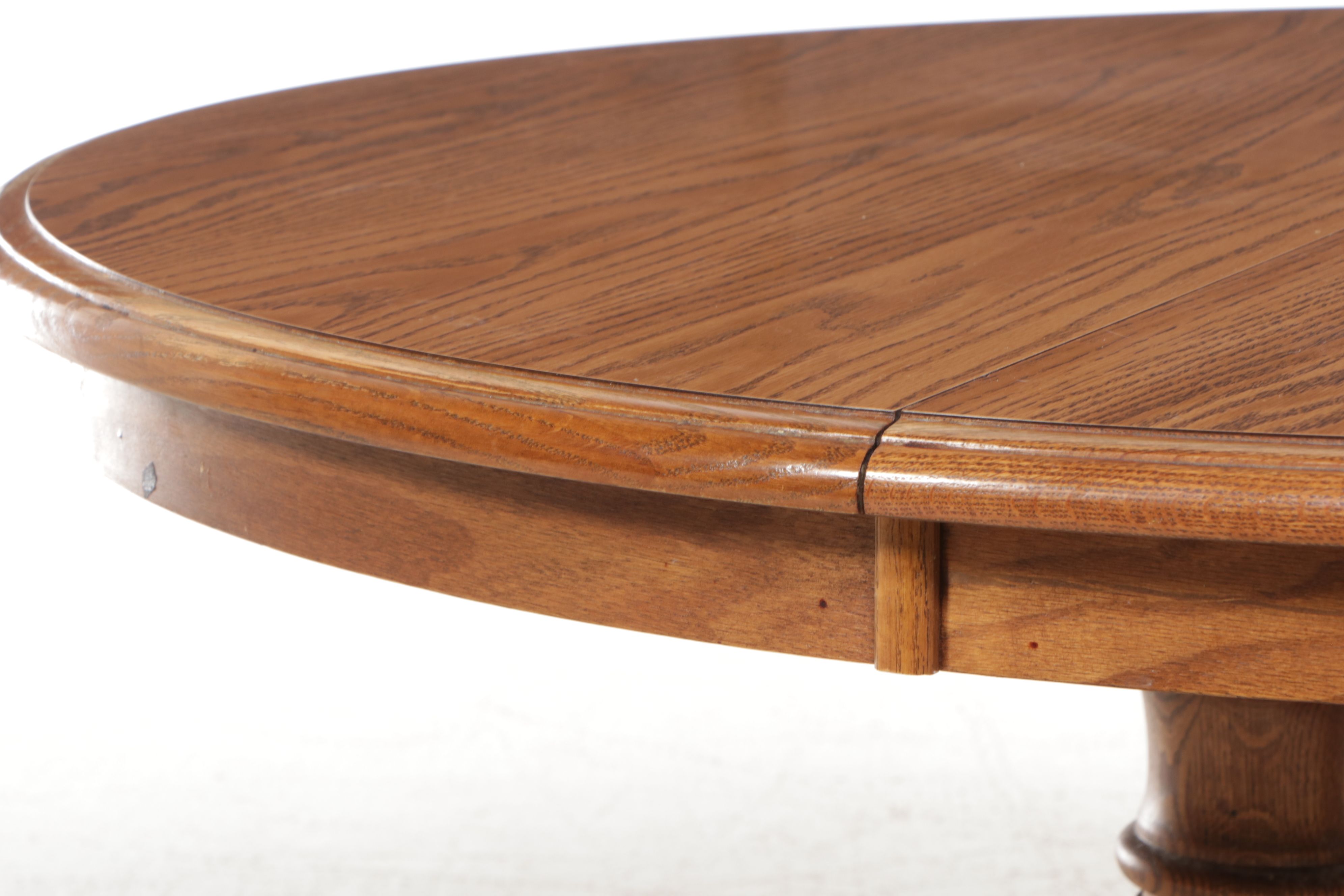 Cochrane Furniture "Hermitage House" Five-Piece Oak Dining Set, Late 20th C.