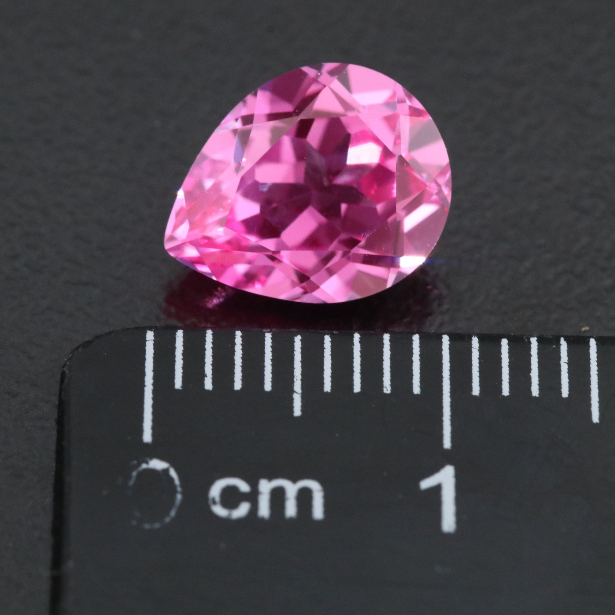 Loose 3.20 CT Lab Grown Sapphire