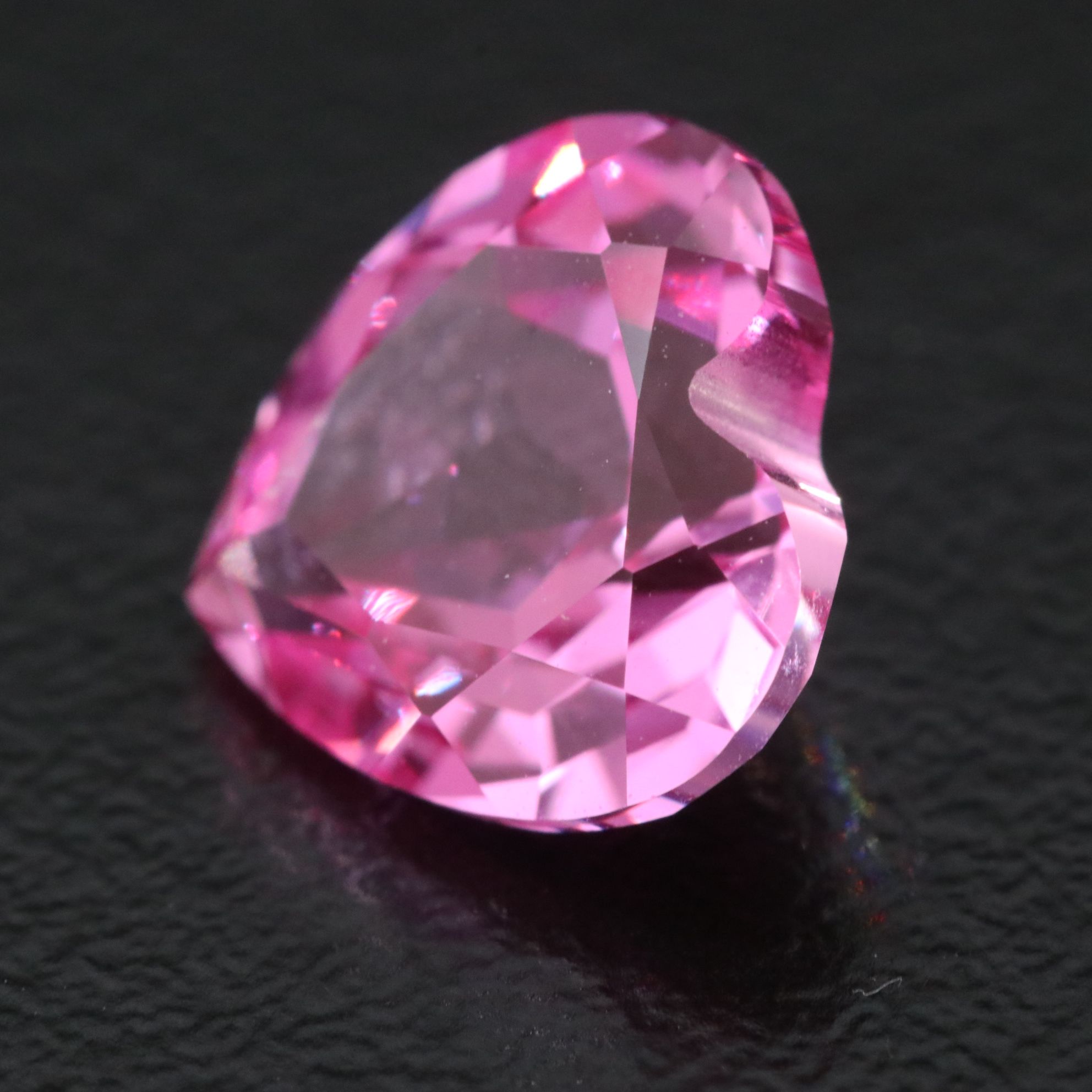 Loose 4.65 CT Lab Grown Sapphire