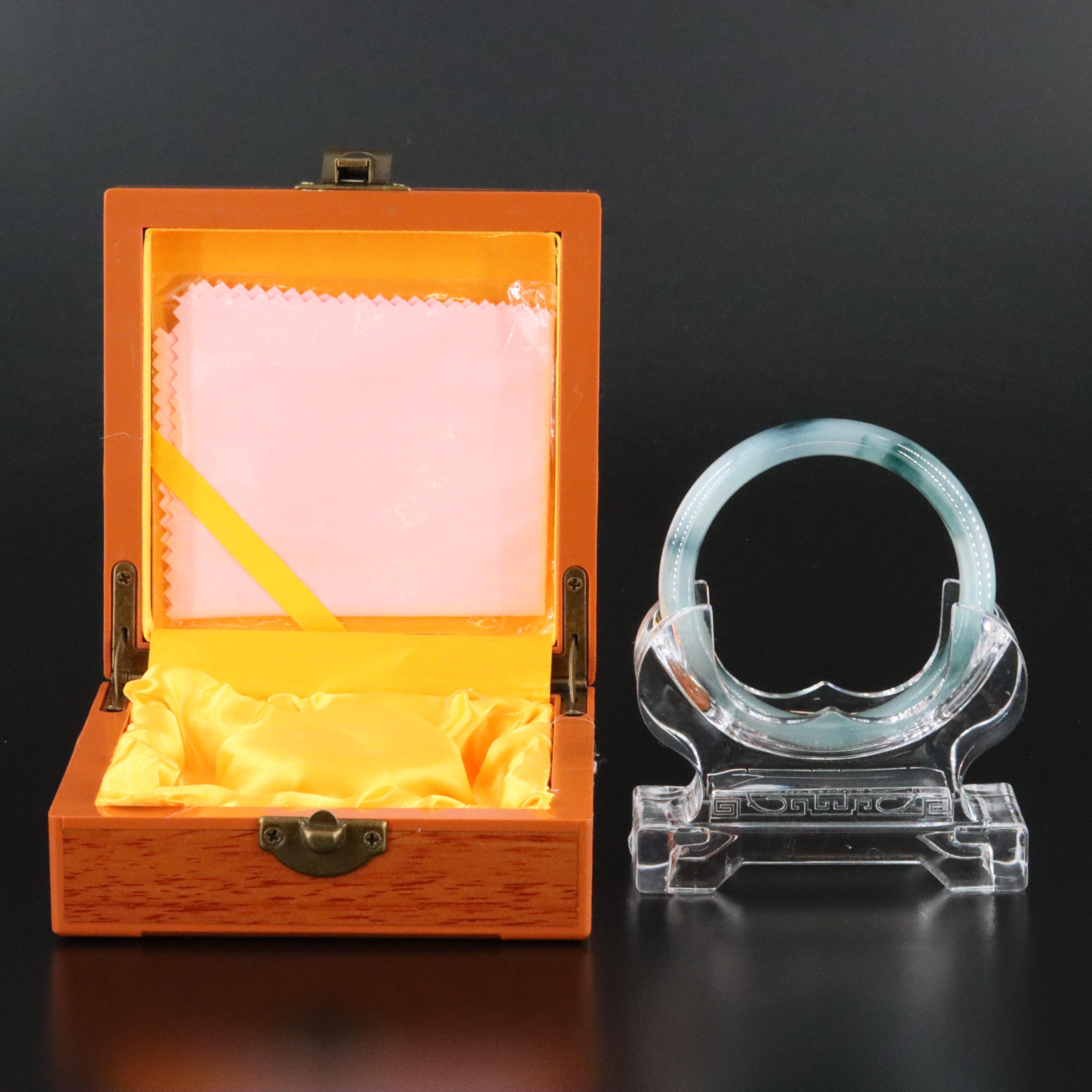 Jadeite Hololith Bangle with Box and Stand