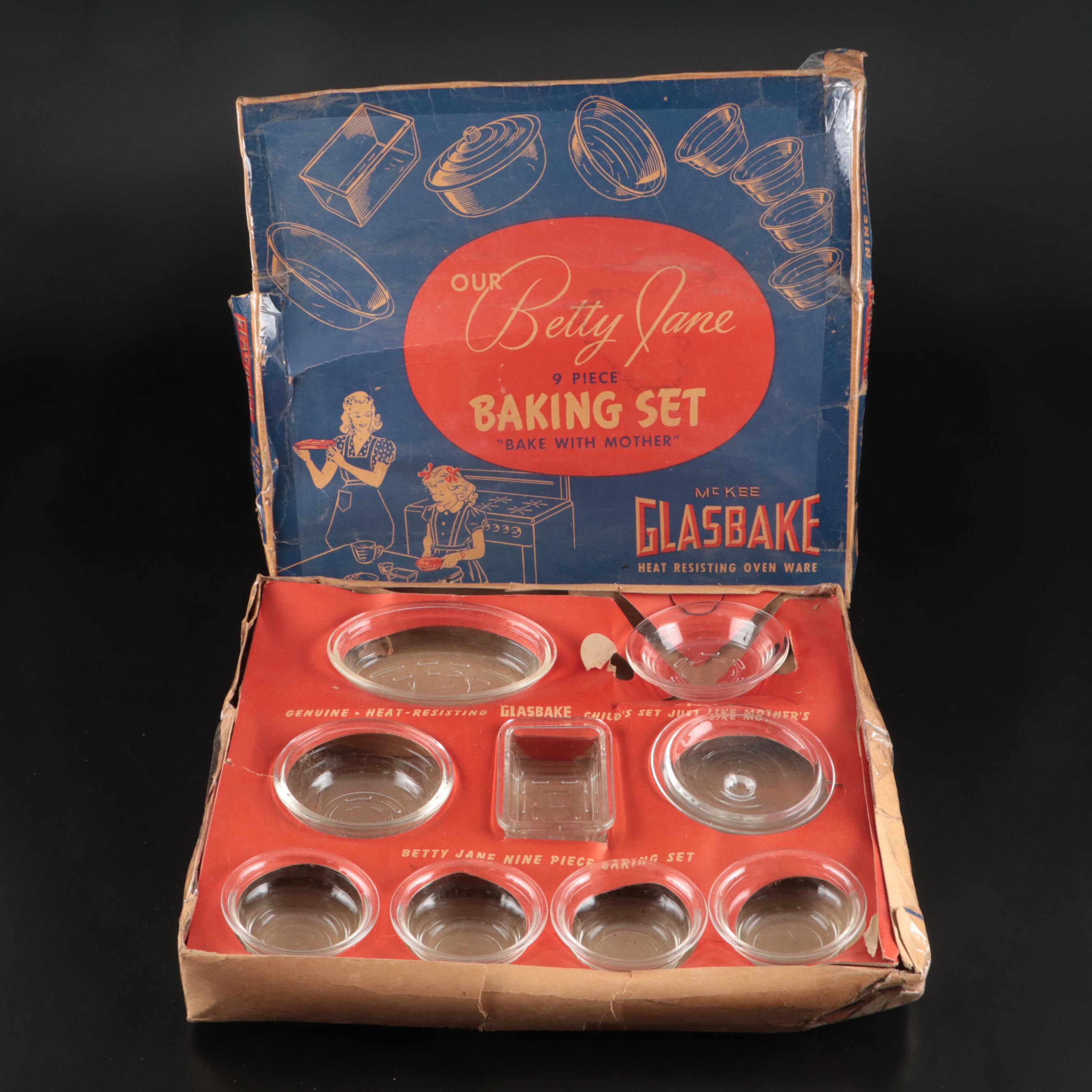 McKee Glasbake Betty Jane Children's Baking Set, Mid-20th Century