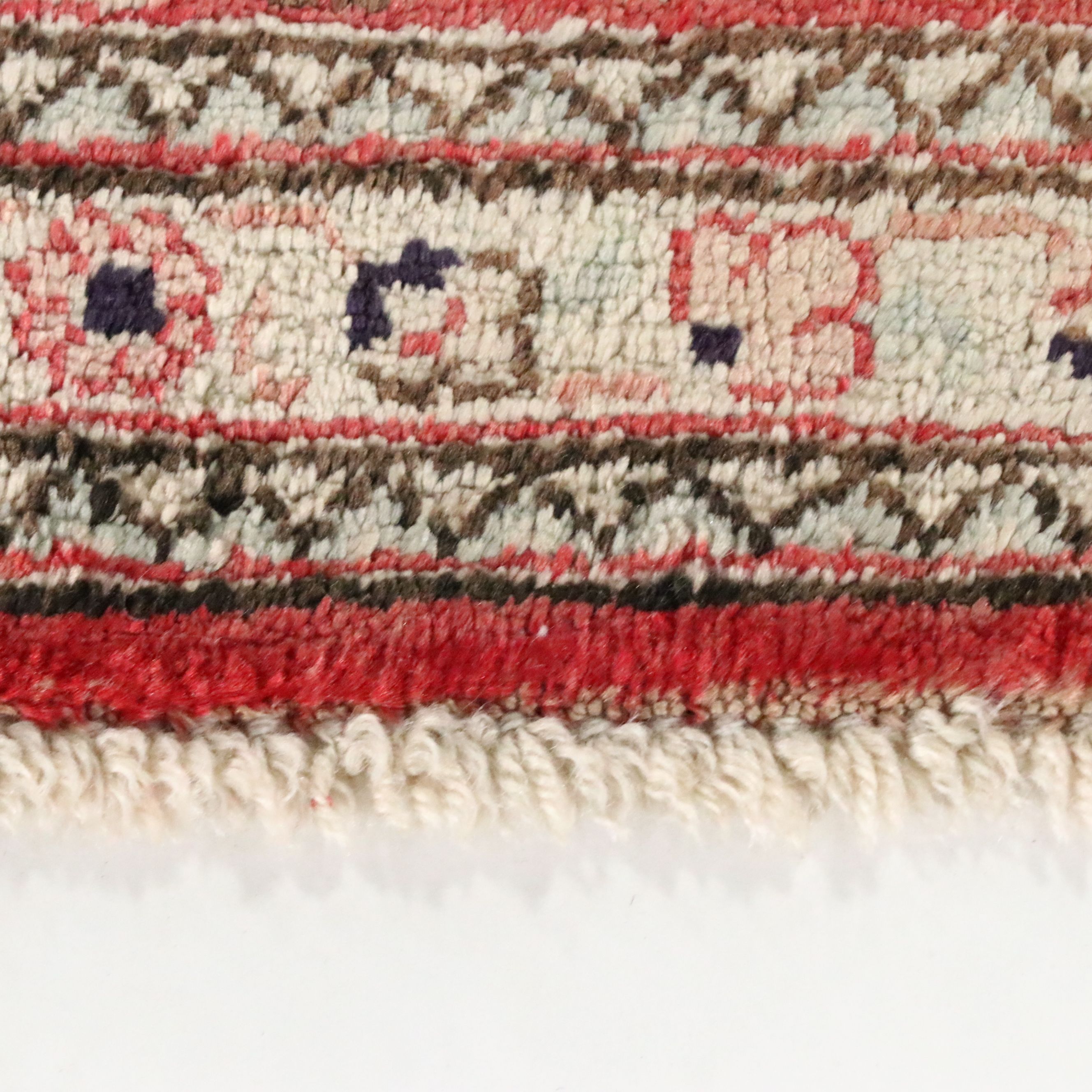 2'5 x 3'8 Hand-Knotted Persian Qom Silk Accent Rug