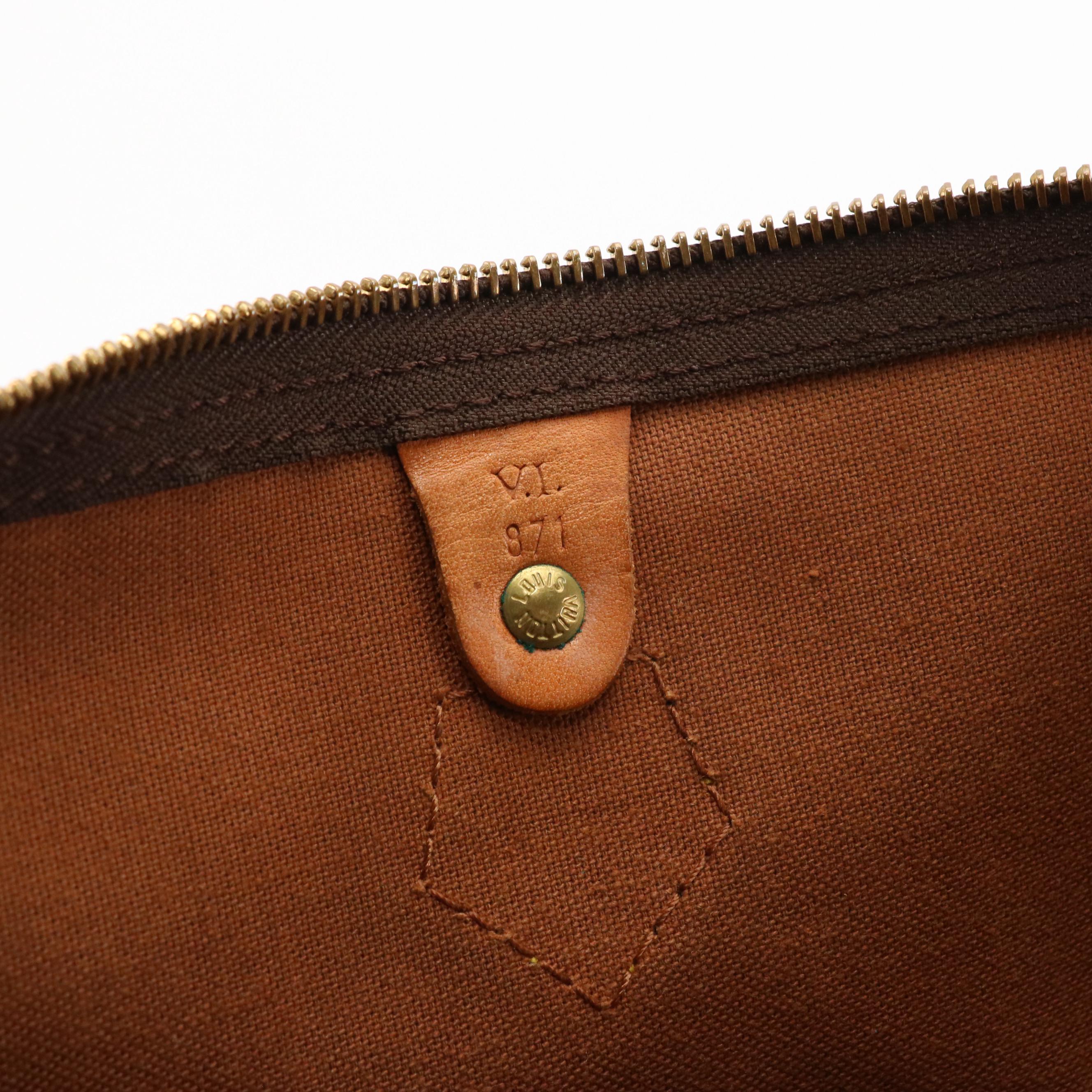 Louis Vuitton Speedy 40 in Monogram Canvas and Vachetta Leather