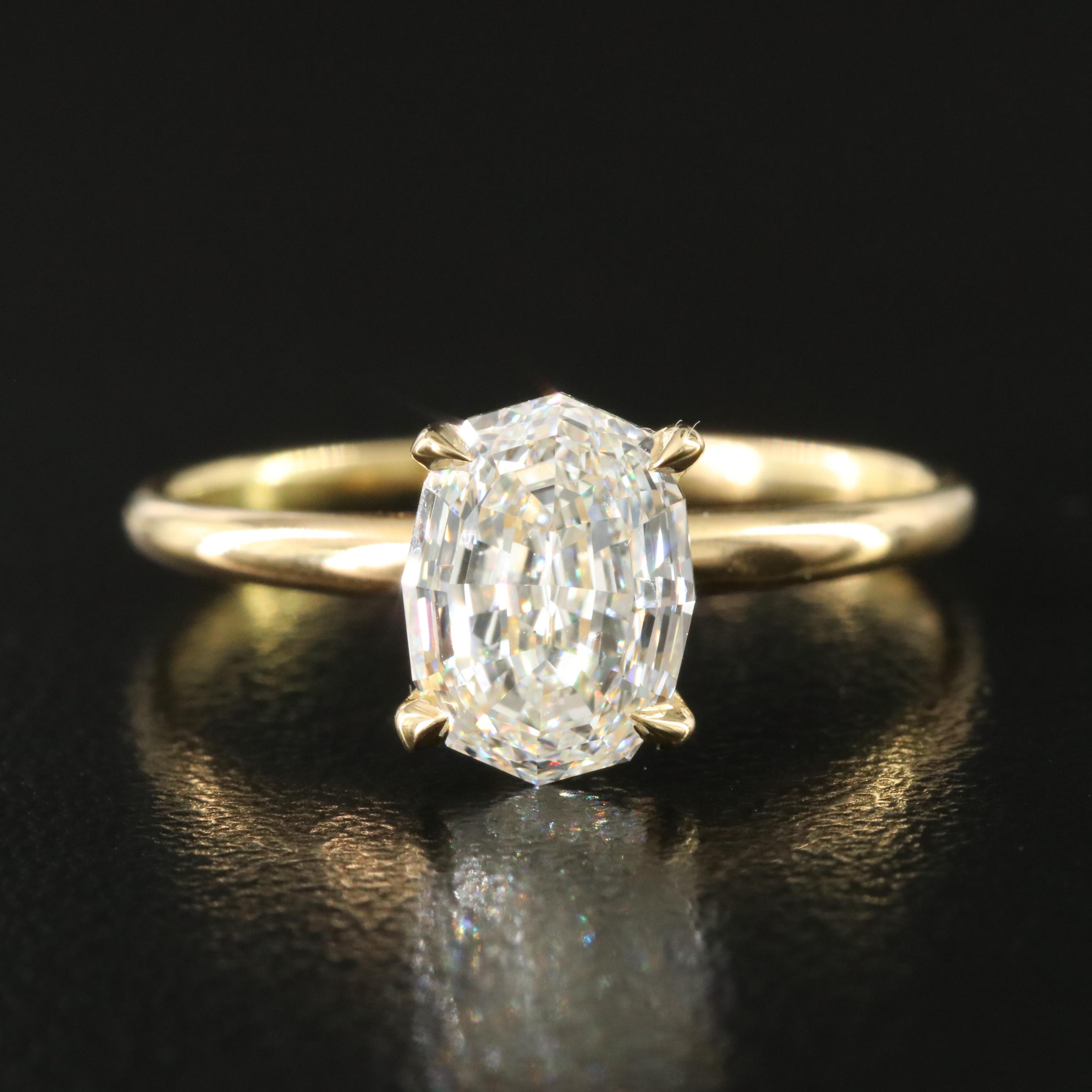 18K 2.04 CT Solitaire Diamond Ring with GIA Report