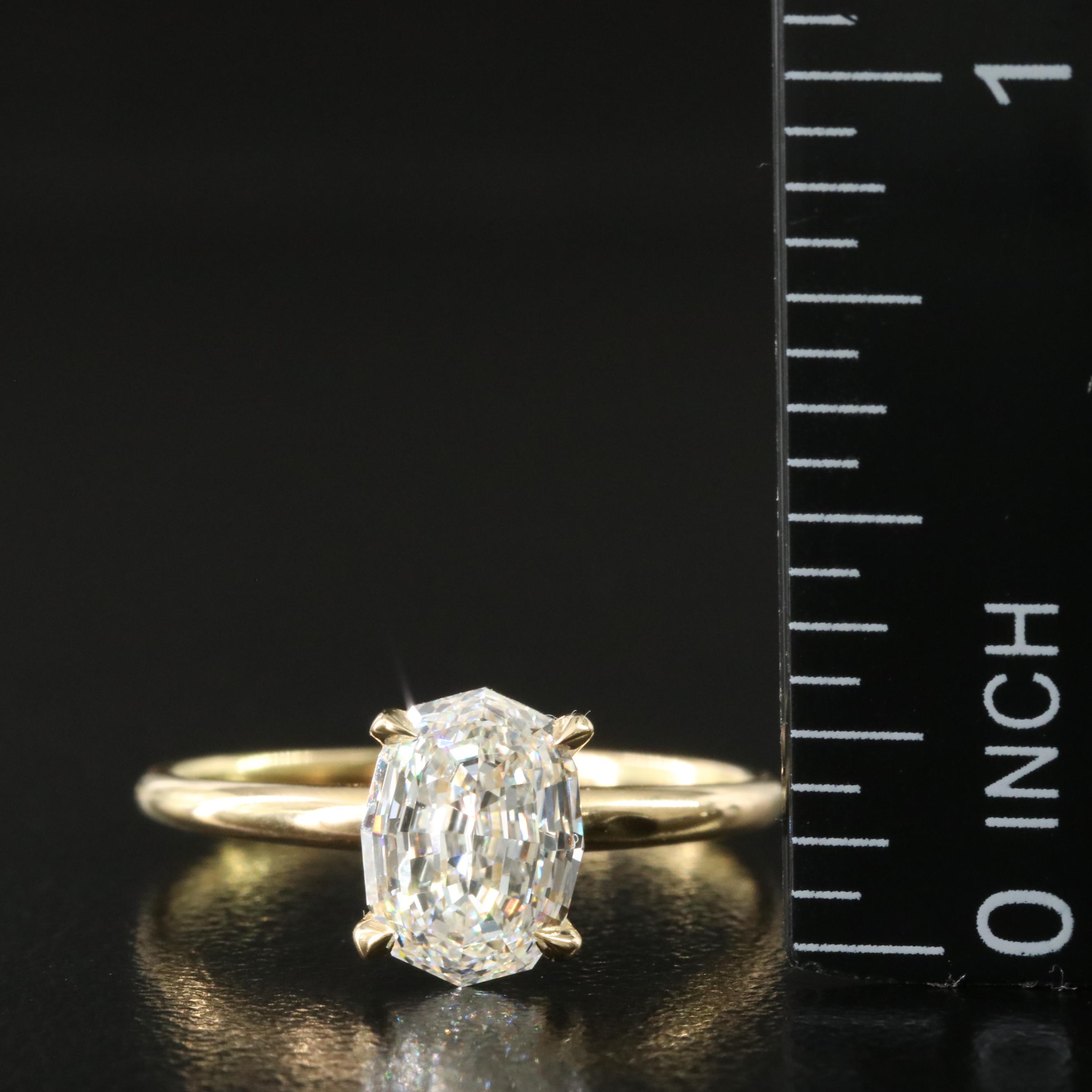 18K 2.04 CT Solitaire Diamond Ring with GIA Report