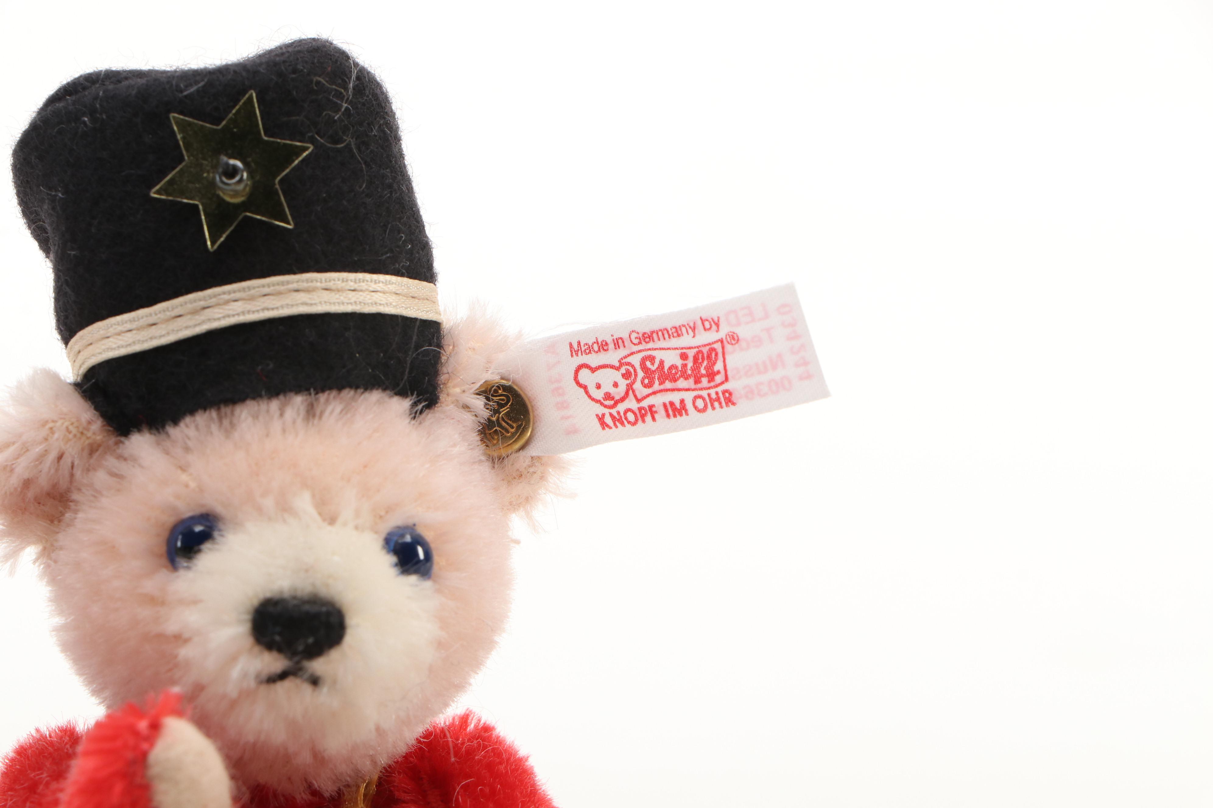 Steiff "Sommer," "Mini Teddybar Dolly" and More Teddy Bears