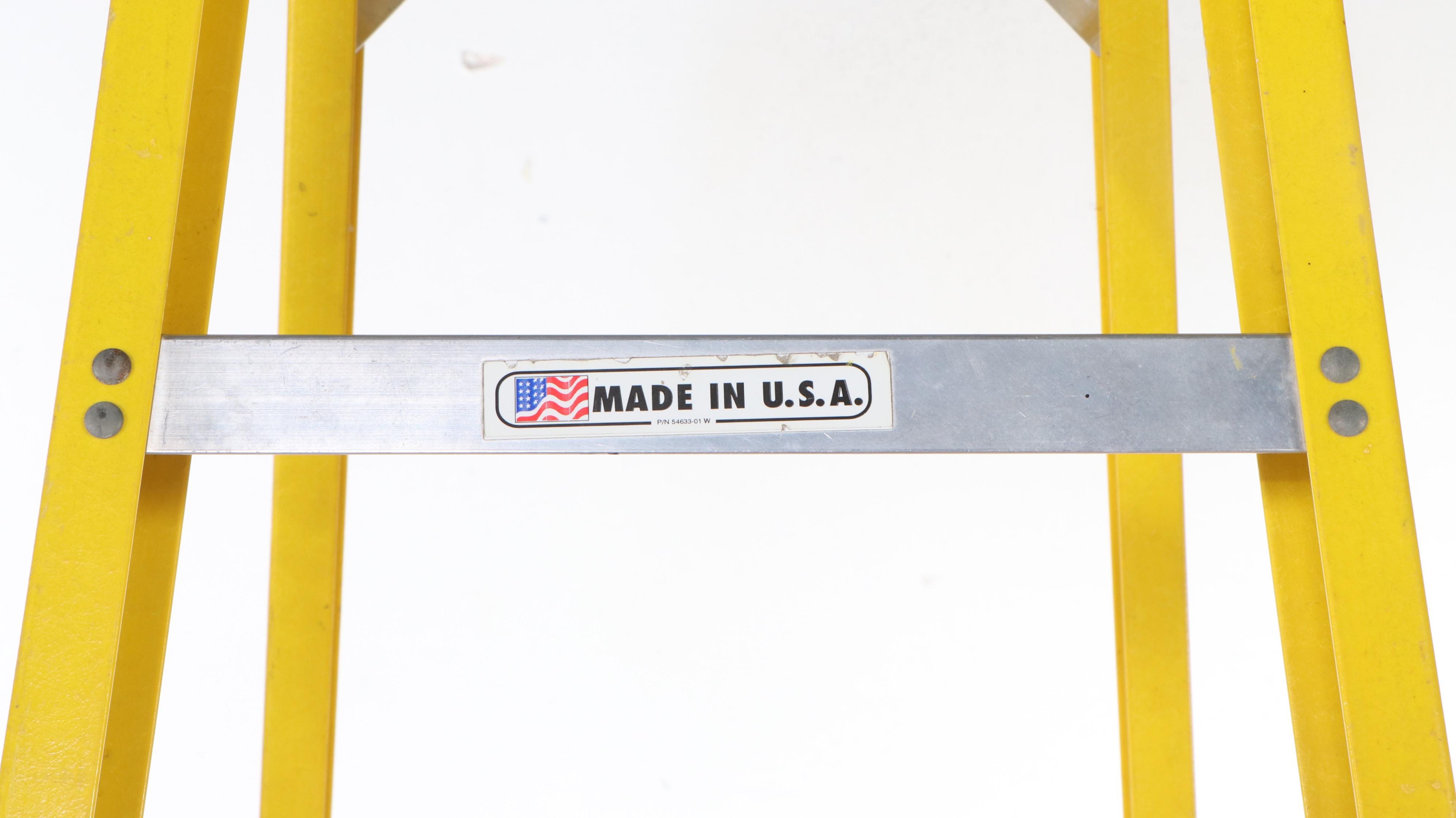 Werner Fiberglass and Aluminum Step Ladder