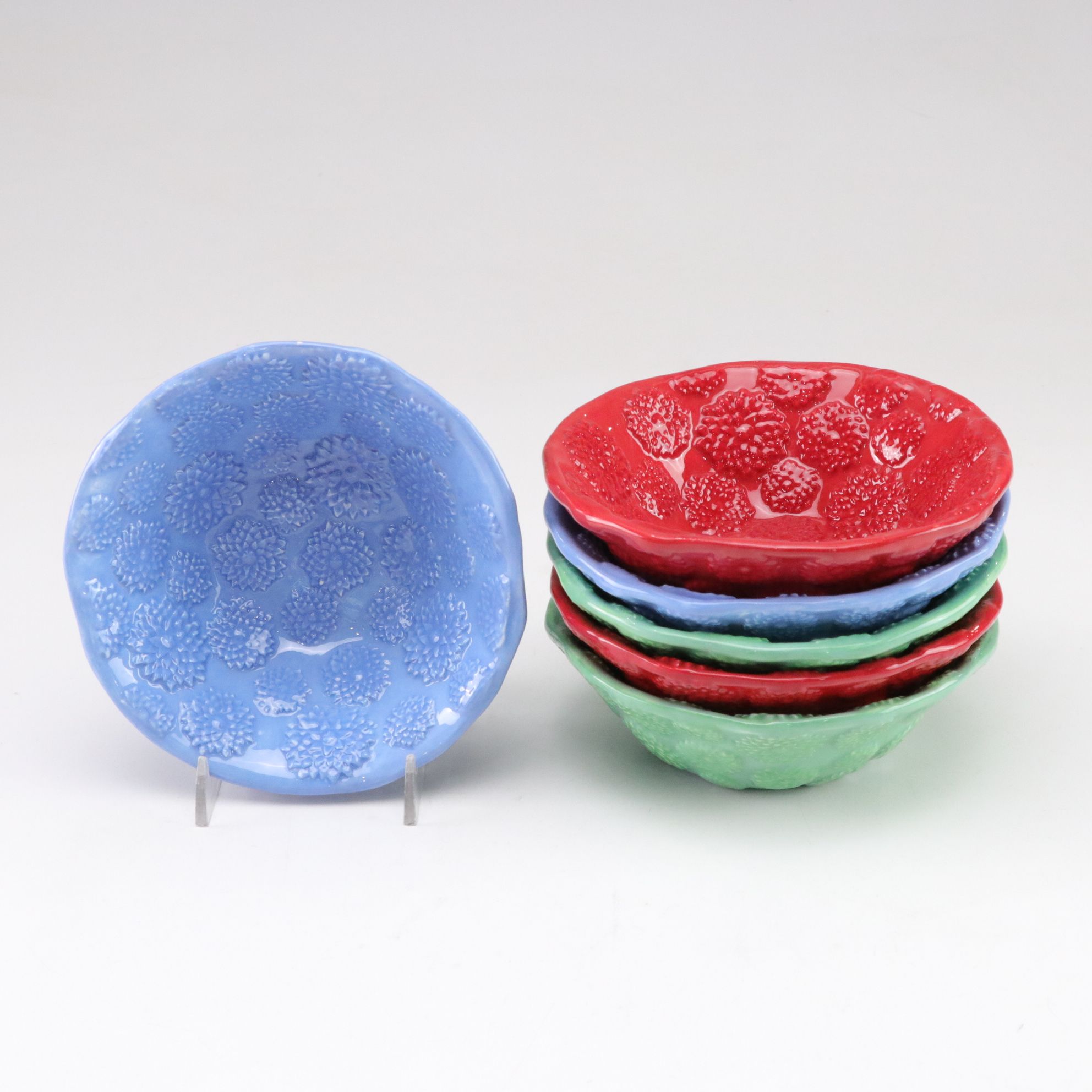 Periwinkle and Yellow Hand-Decorated Raised Flower Motif Dinnerware Set