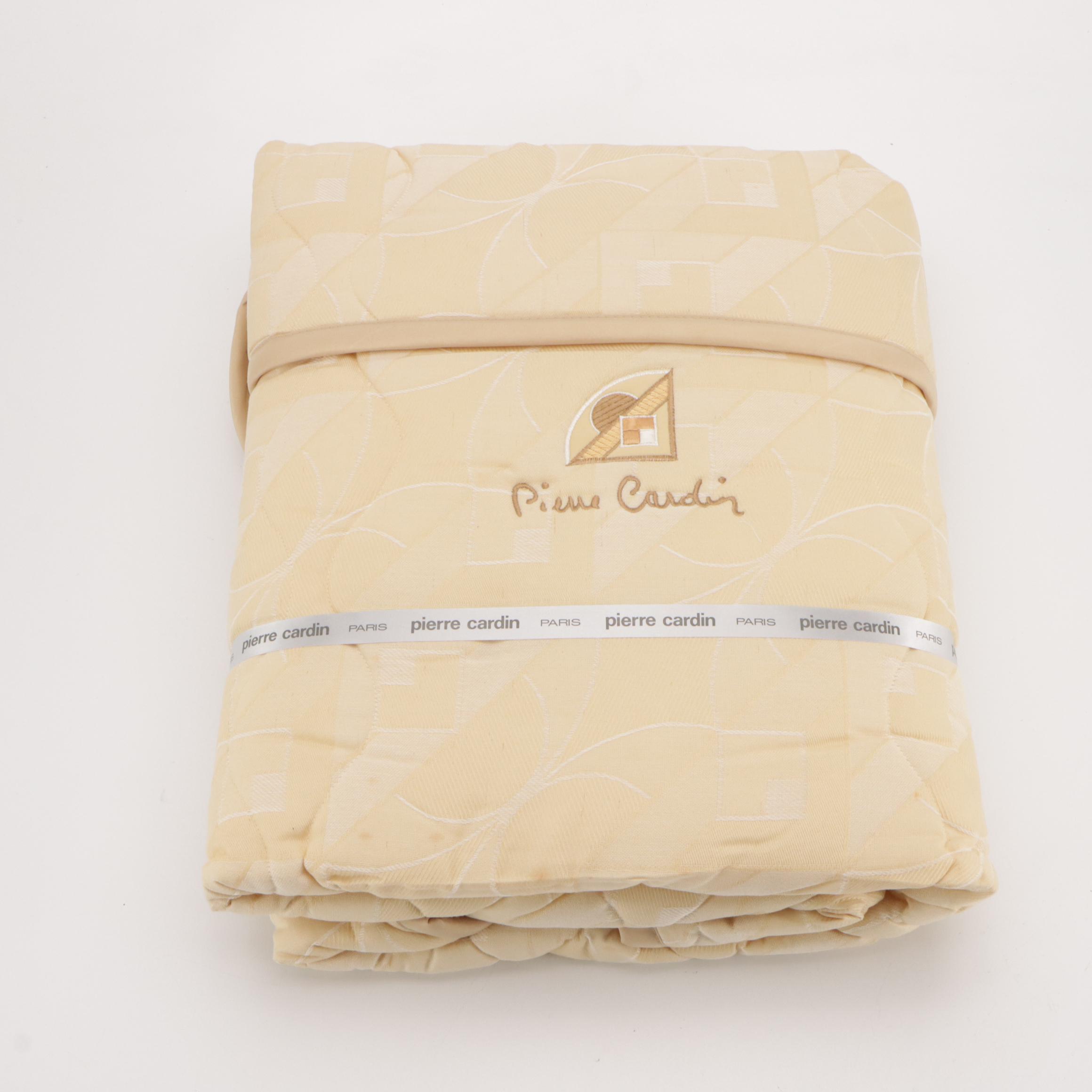 Pierre Cardin Quilted Jacquard Blanket
