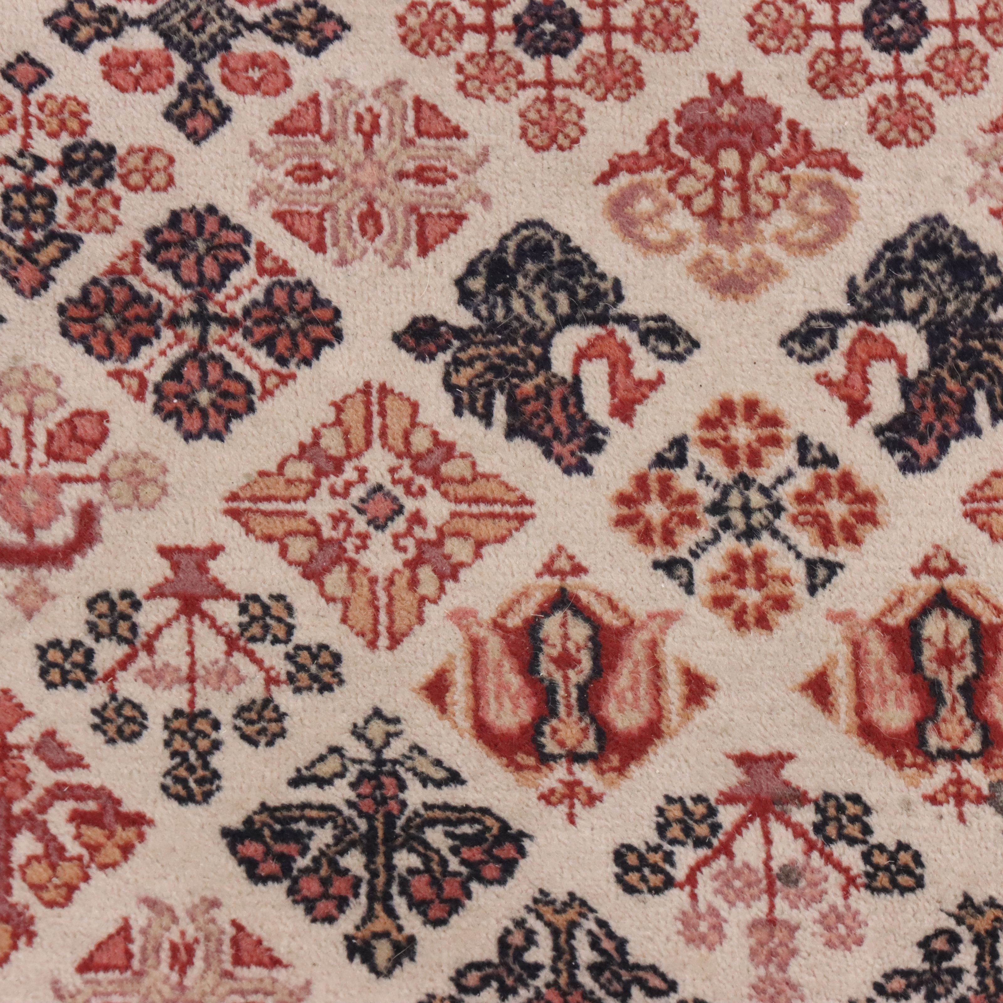 2'7 x 5'1 Hand-Knotted Caucasian Accent Rug