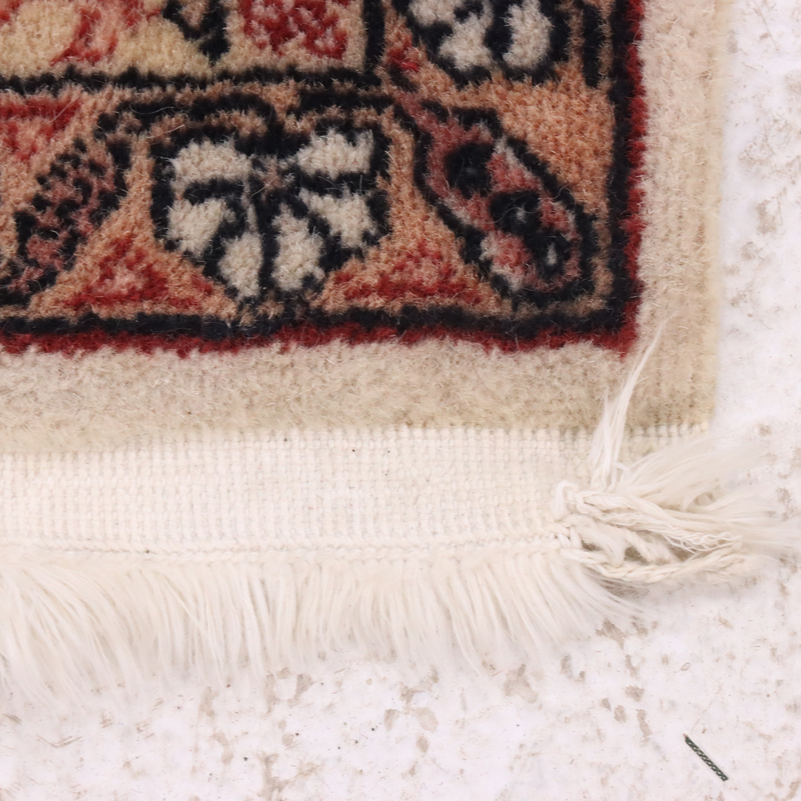 2'7 x 5'1 Hand-Knotted Caucasian Accent Rug