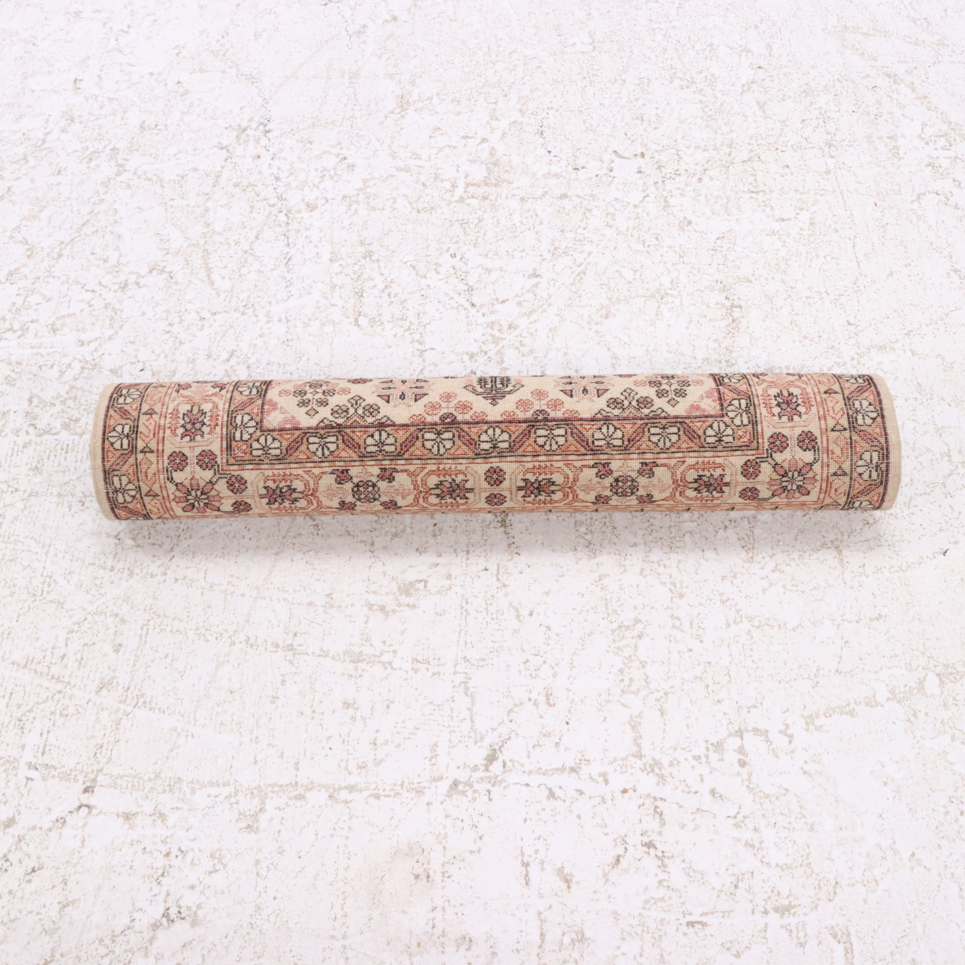 2'7 x 5'1 Hand-Knotted Caucasian Accent Rug