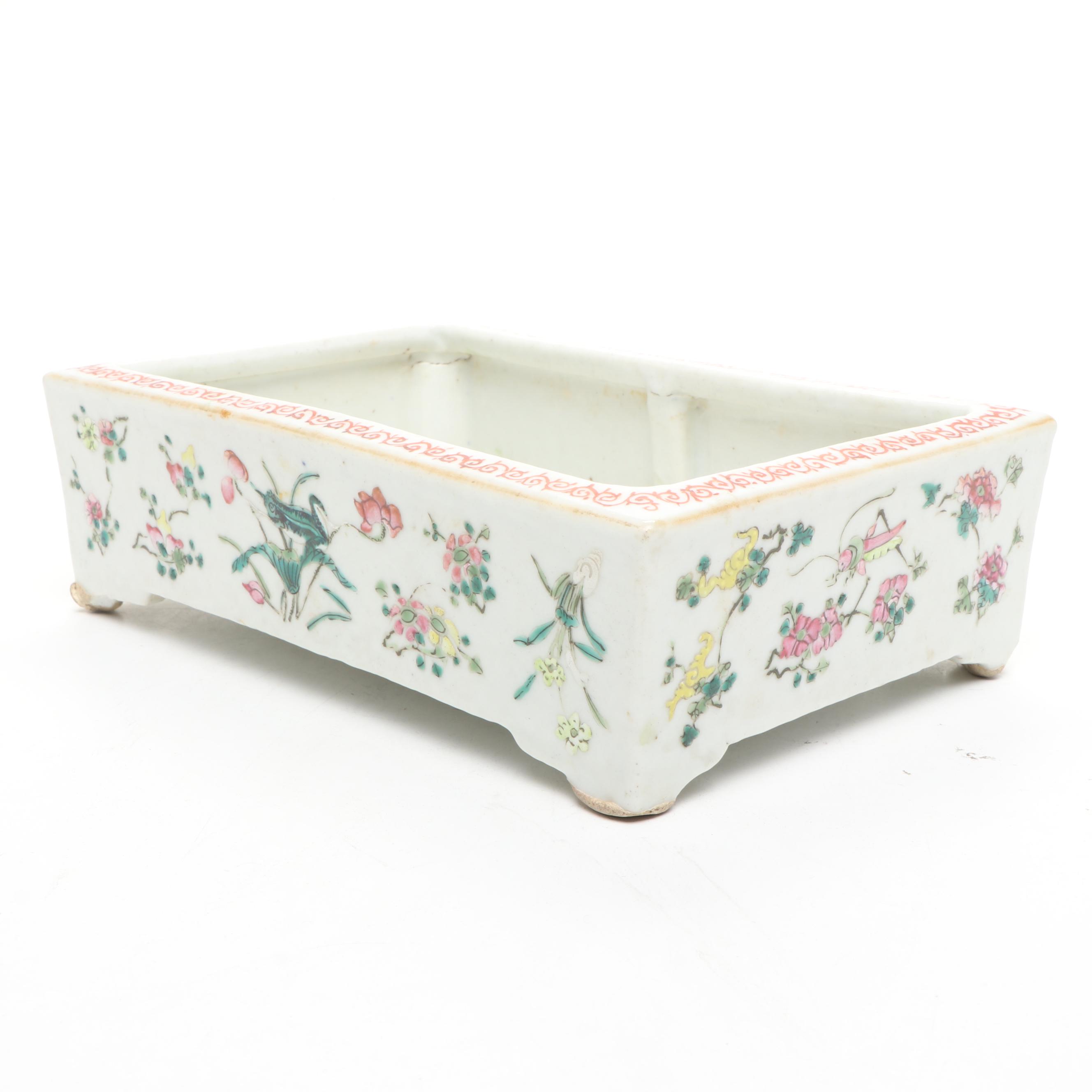 Chinese Porcelain Rose Medallion Lobed Tazza with Famille Rose Plate and Planter