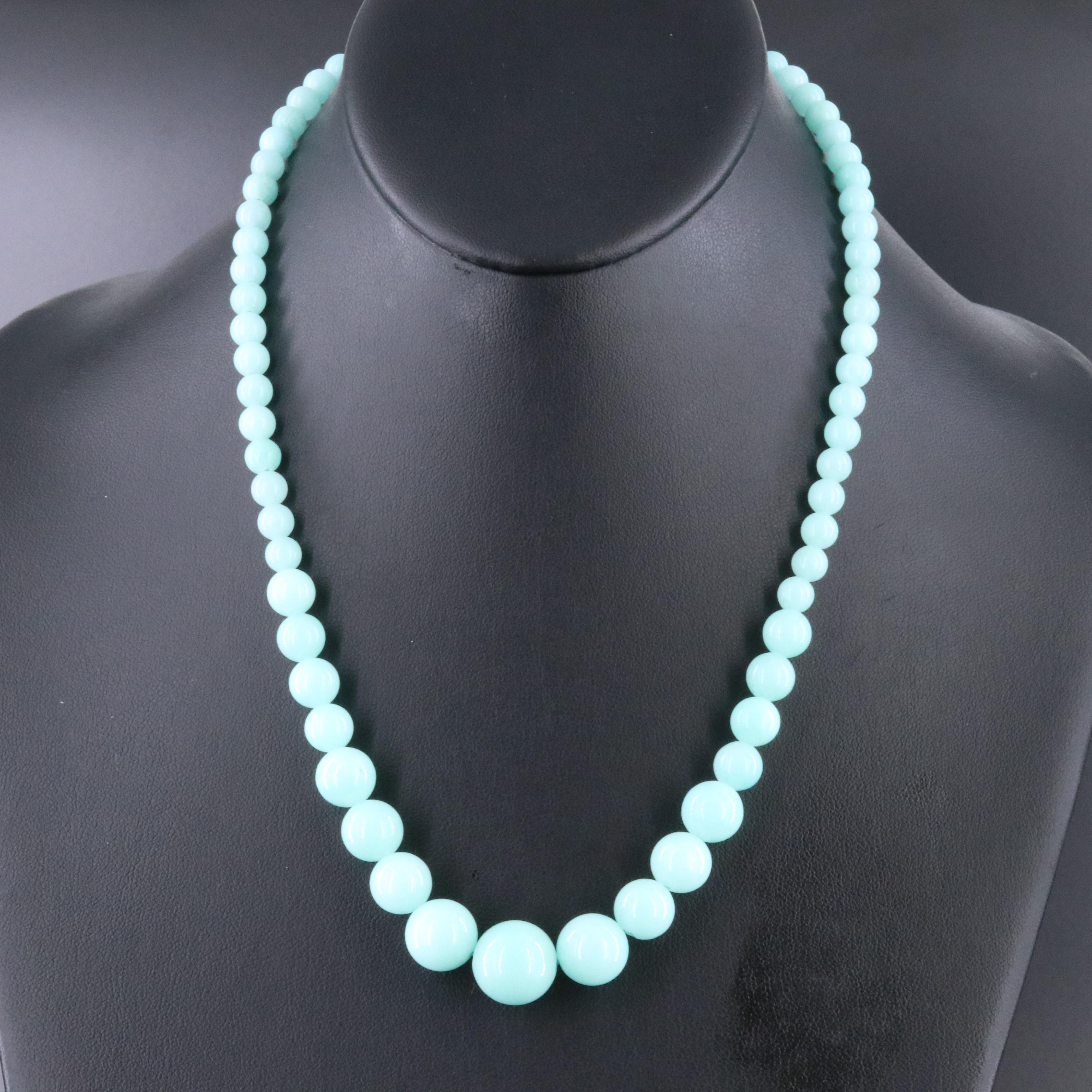 Graduated Quartzite Necklace