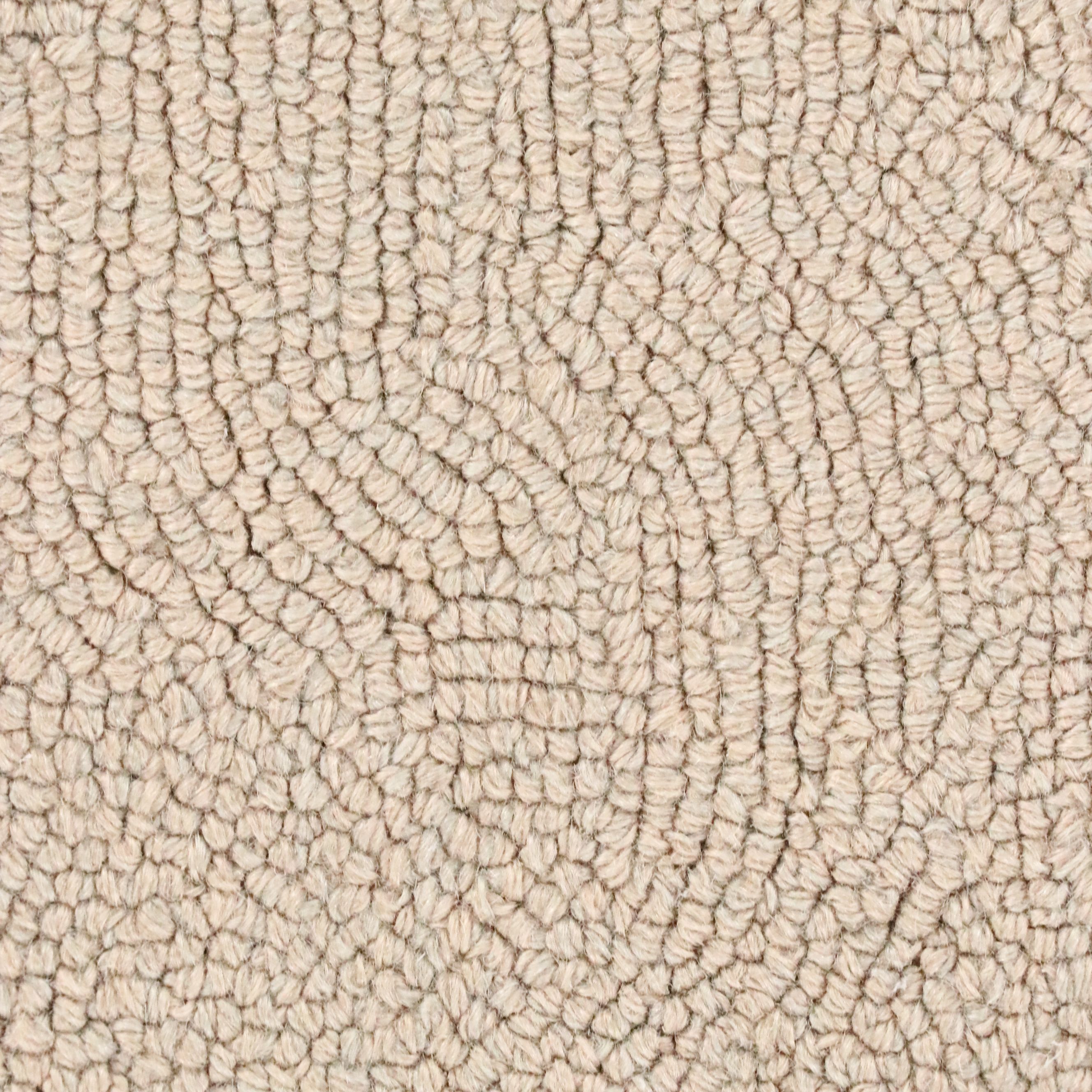 4' x 6' Hand-Tufted Rose and Thorns Area Rug